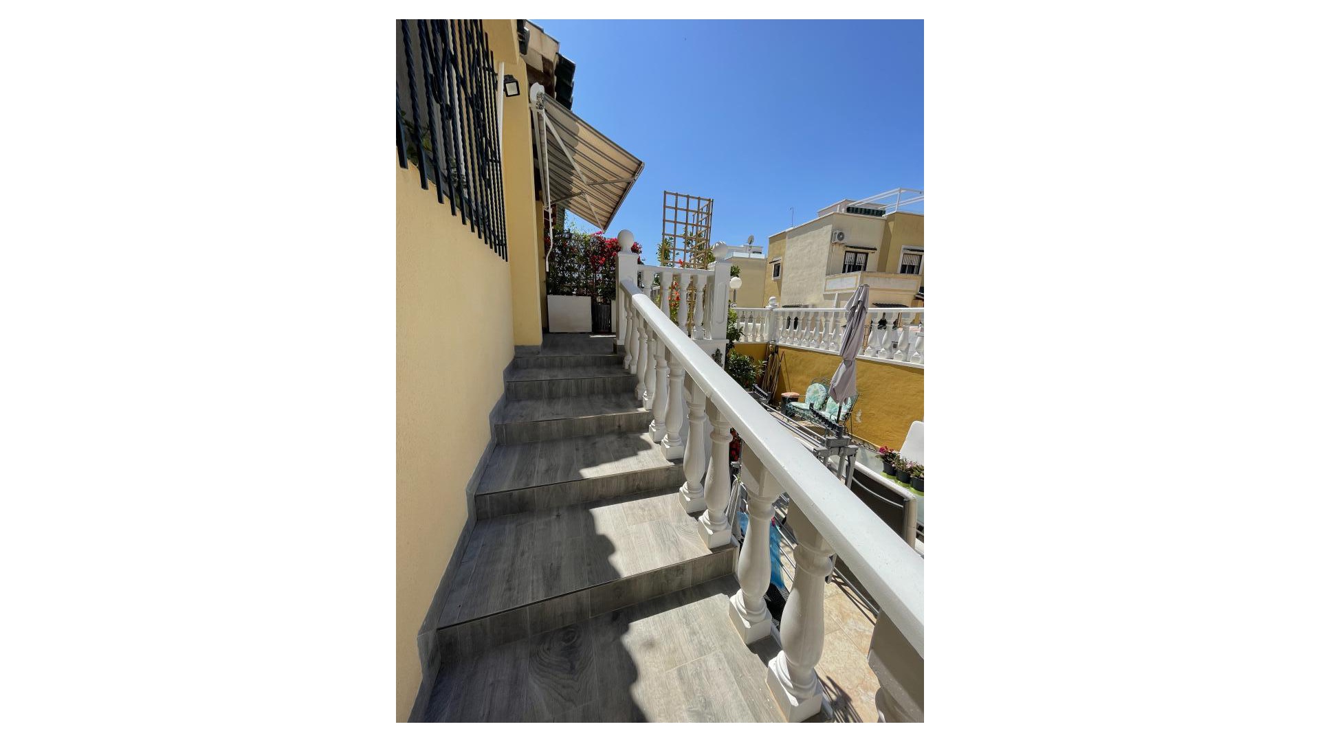 Resale - Townhouse - Los Altos