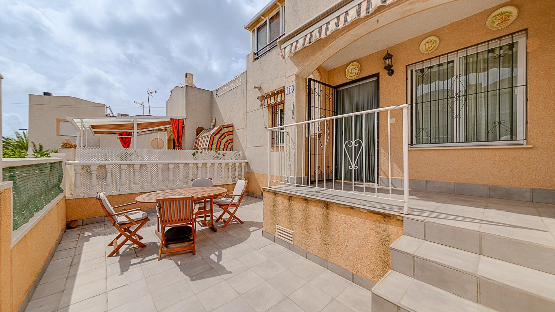 Resale - Townhouse - Los Balcones - lago jardin