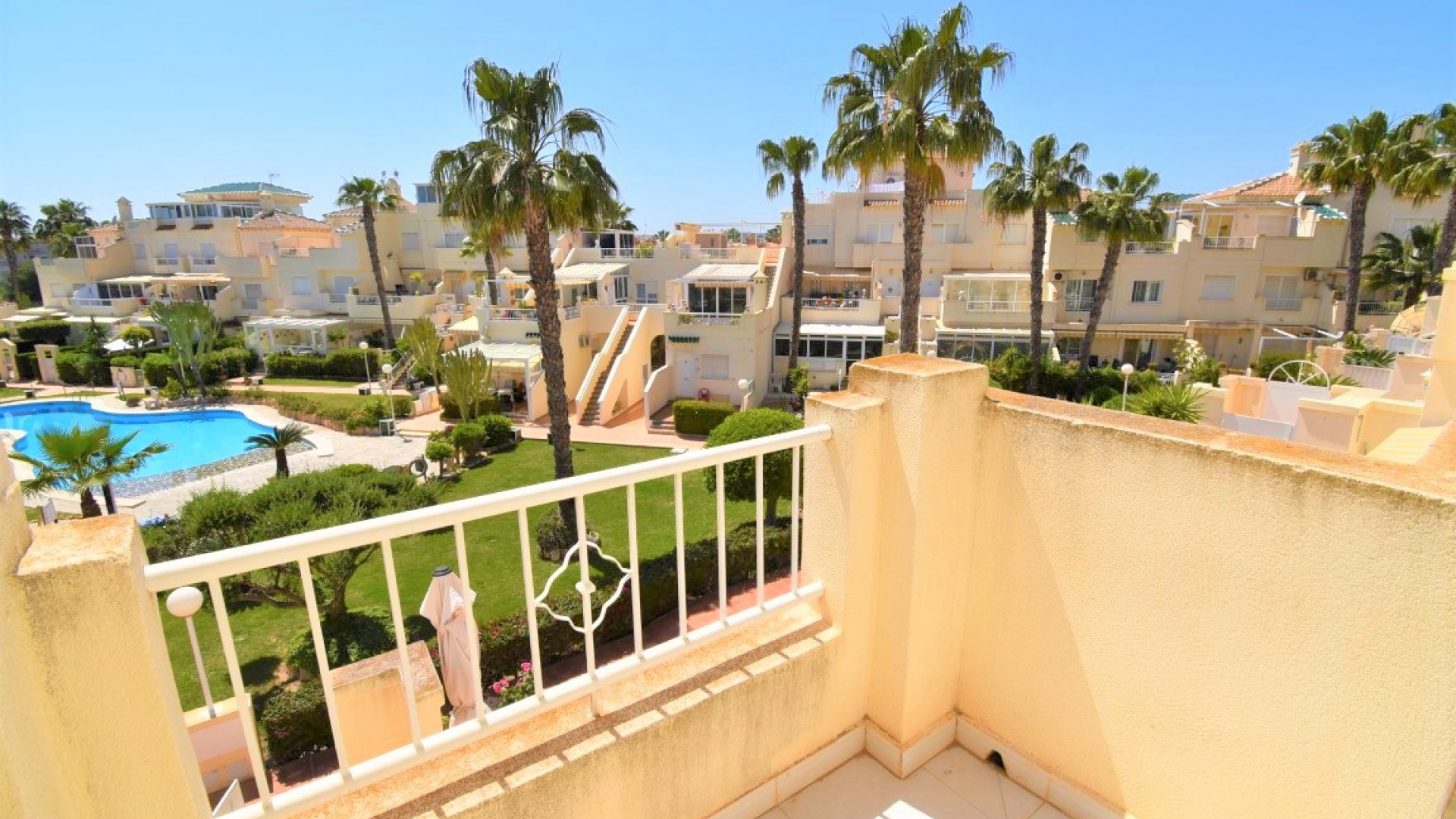 Resale - Townhouse - Orihuela Costa - Playa Flamenca