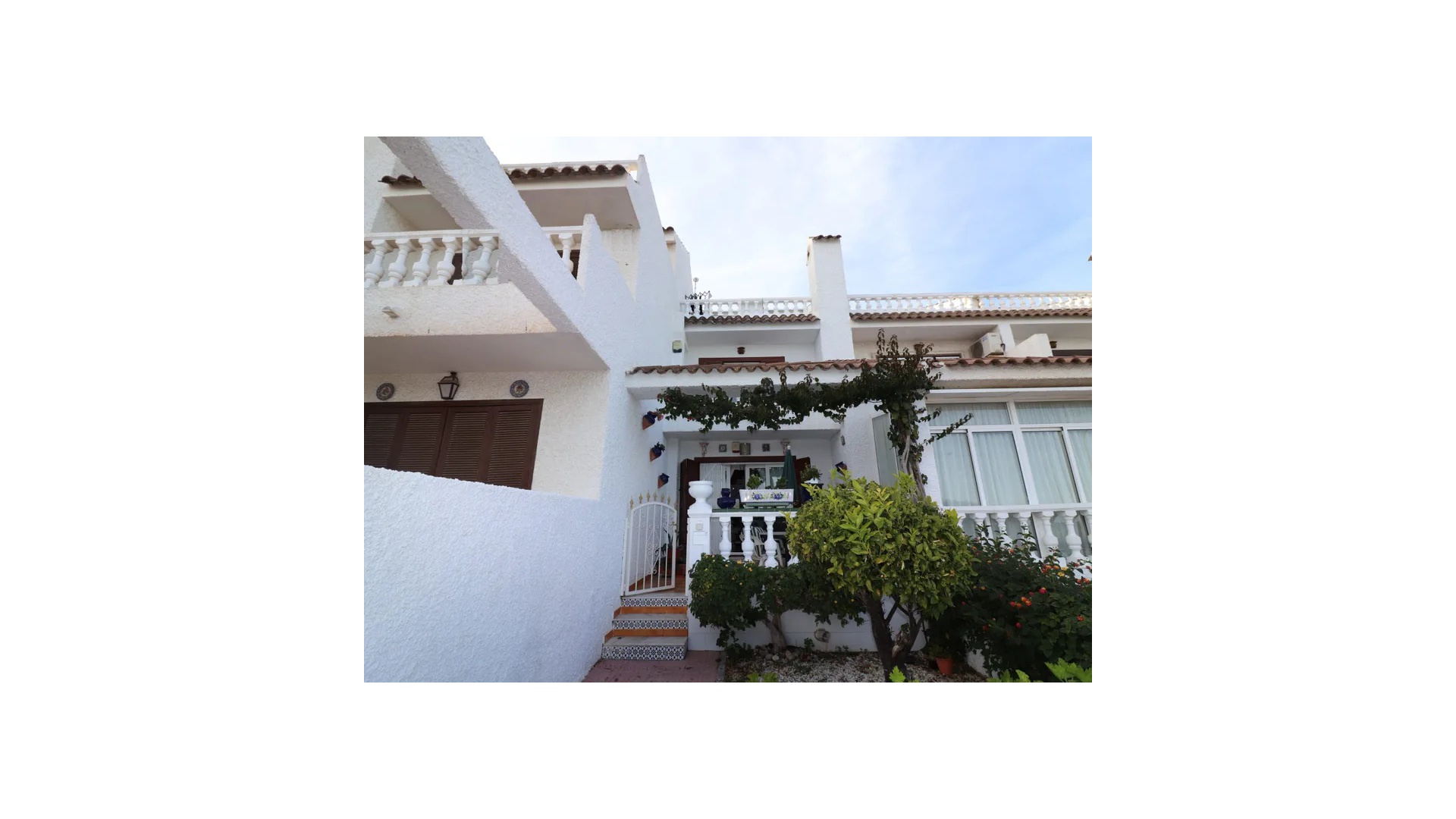 Resale - Townhouse - Punta Prima - rocajuna