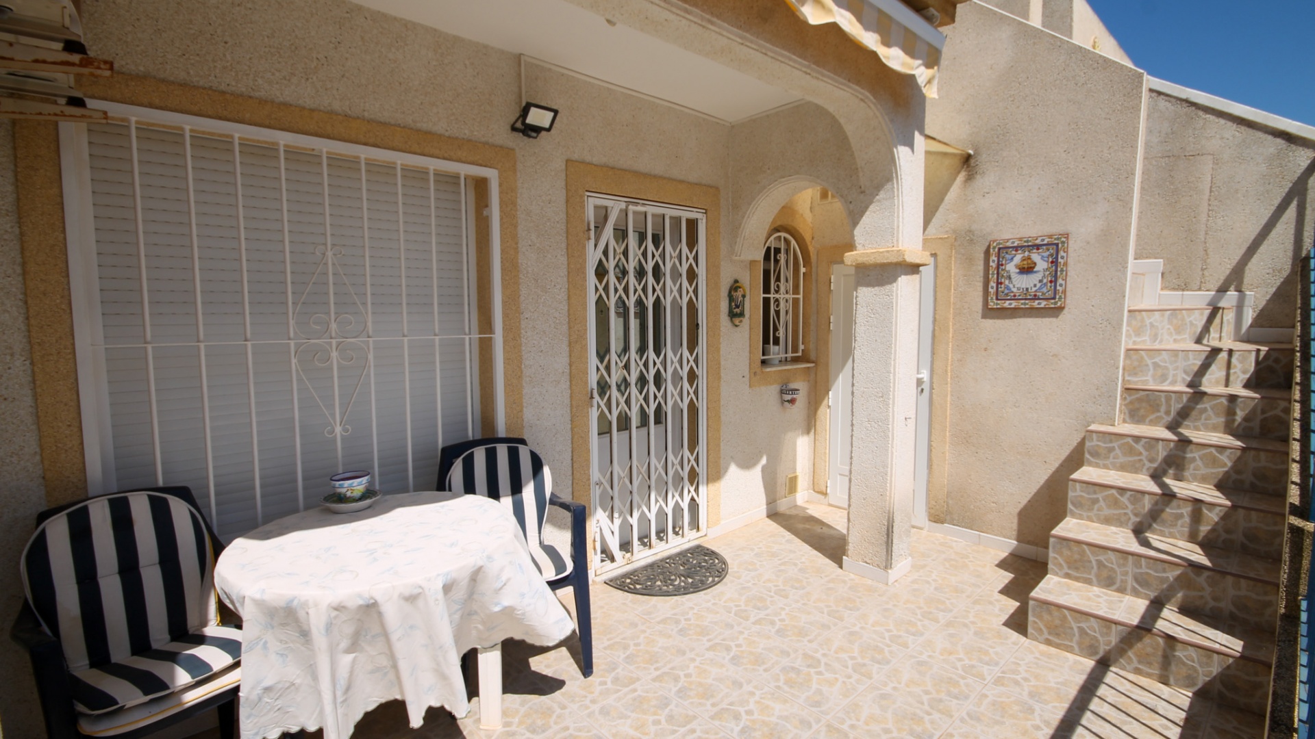 Resale - Townhouse - Villamartin - Blue Lagoon