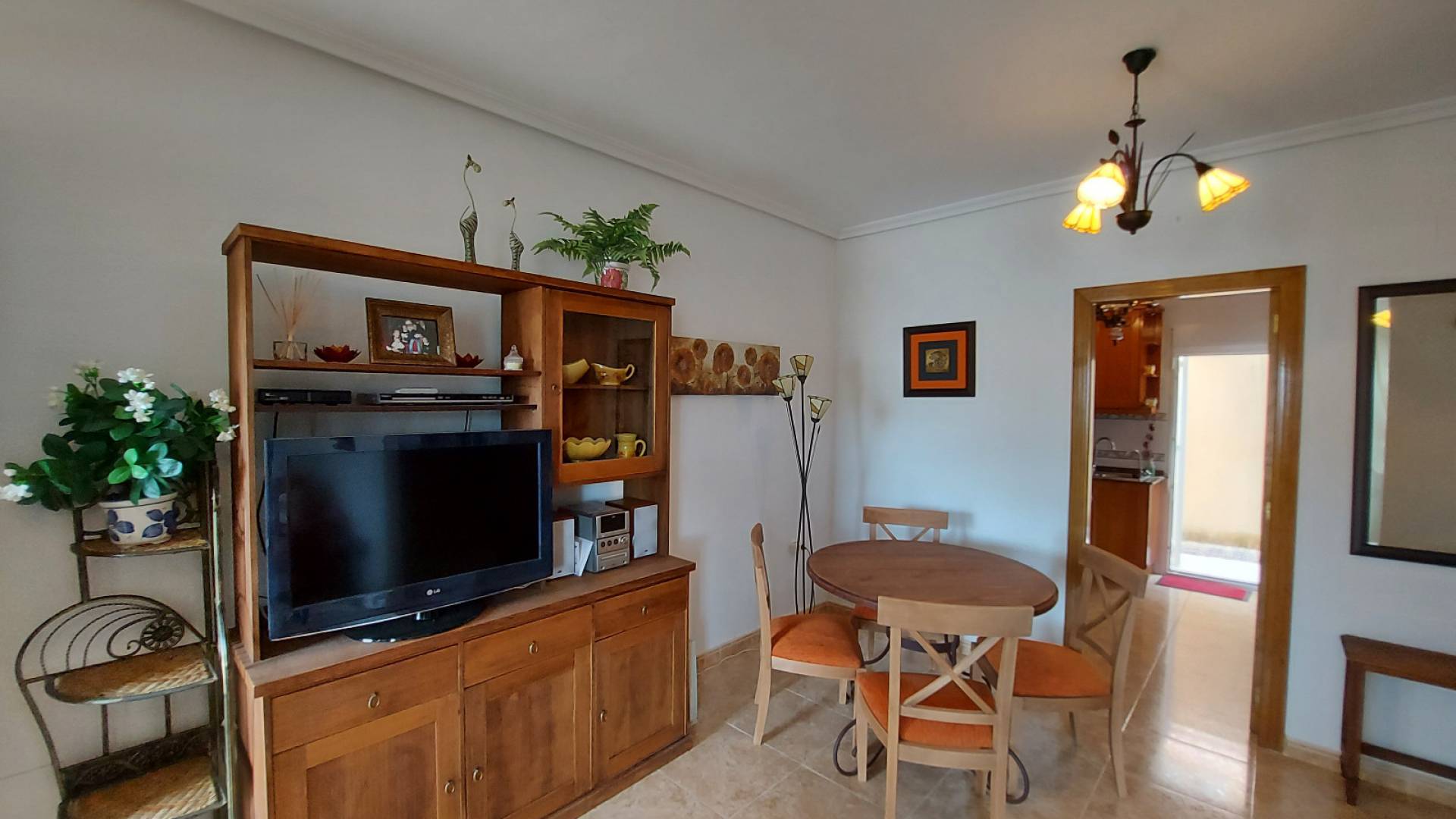 Resale - Townhouse - Villamartin - entre golf