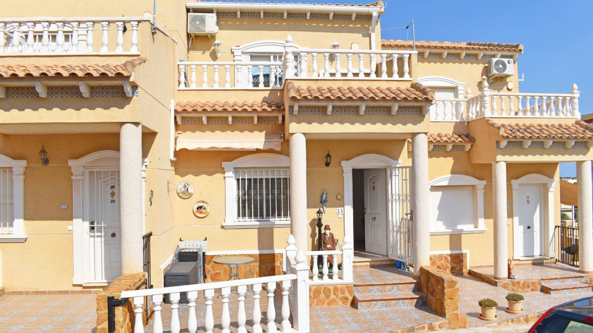 Resale - Townhouse - Villamartin - la andaluza