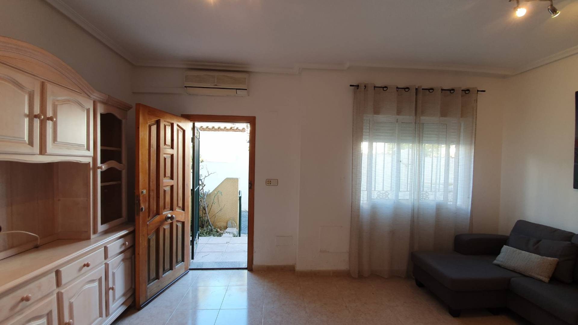 Resale - Townhouse - Villamartin - La Fuente