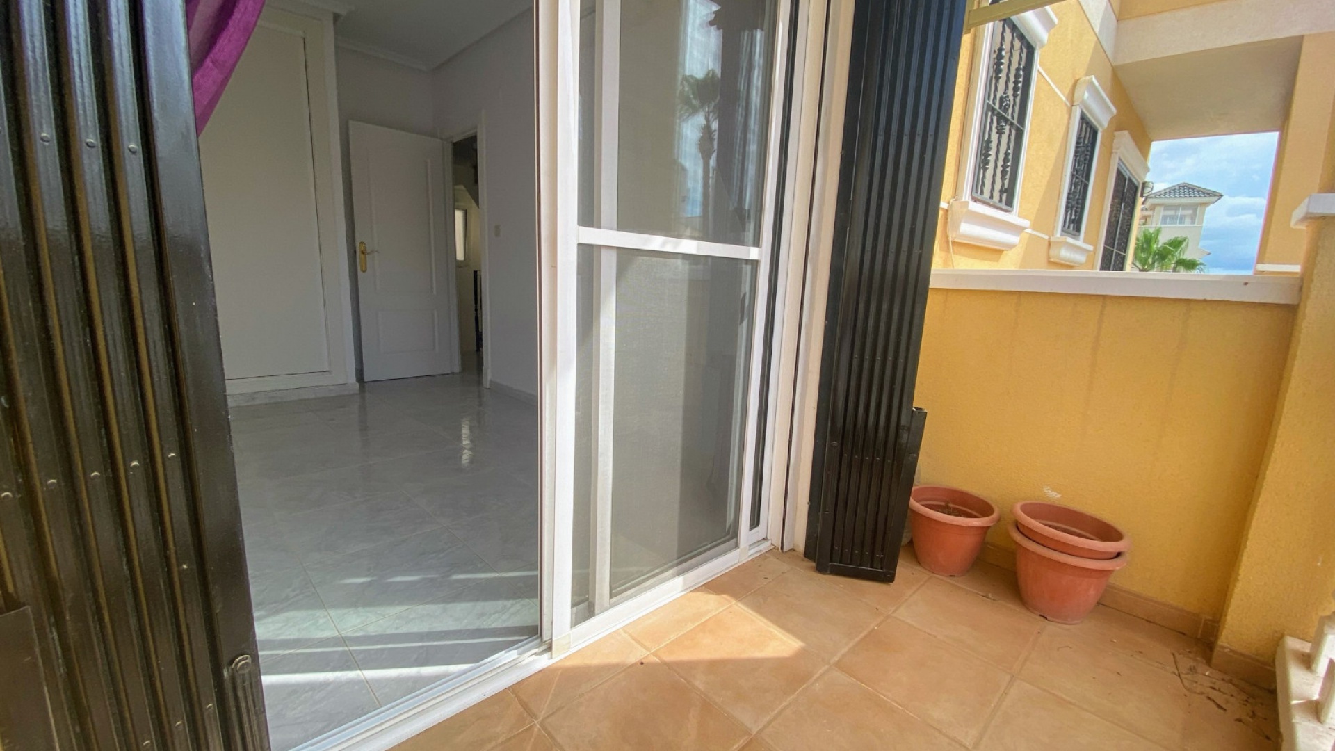 Resale - Townhouse - Villamartin - las filipinas