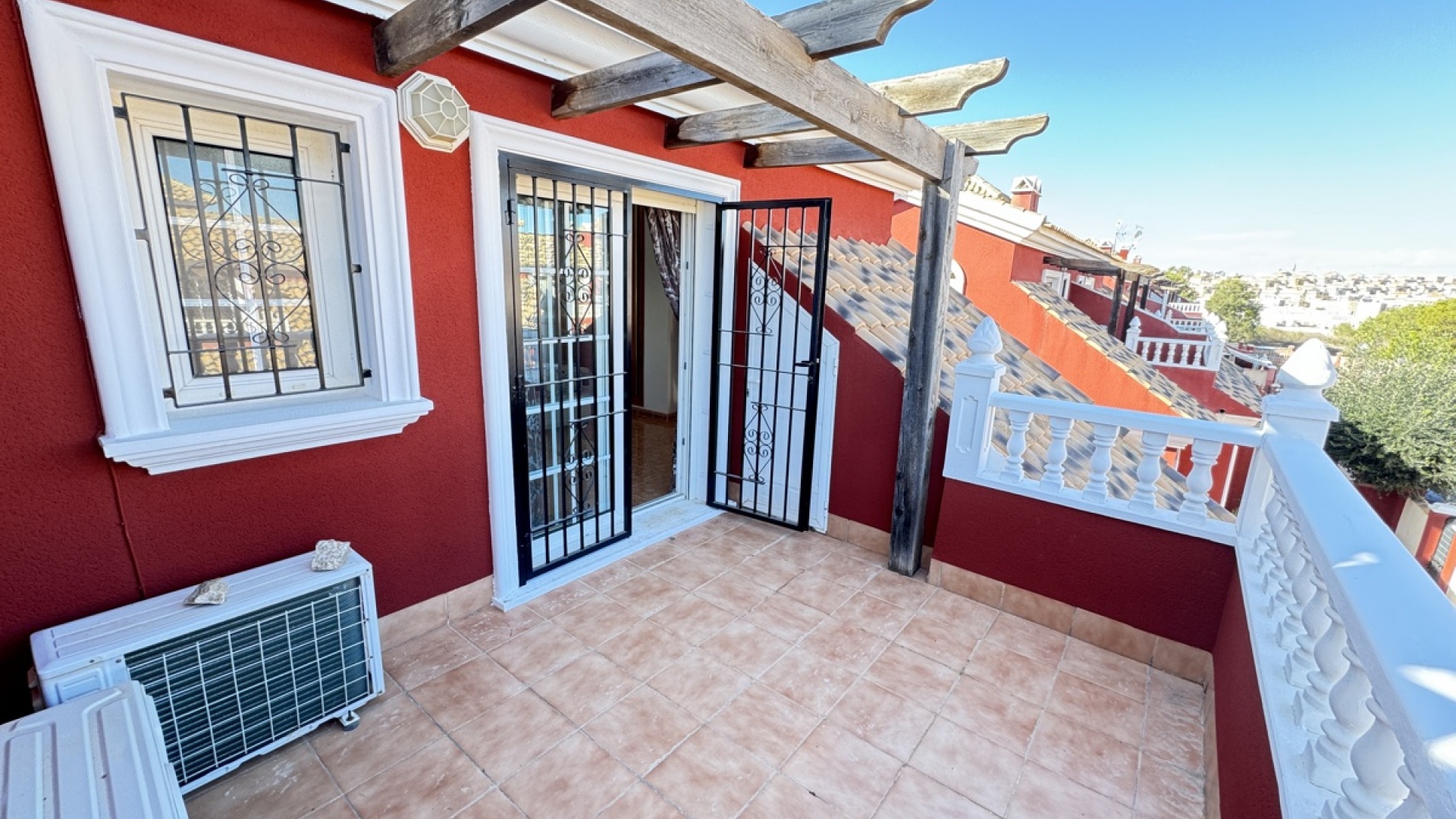 Resale - Townhouse - Villamartin - PAU 26