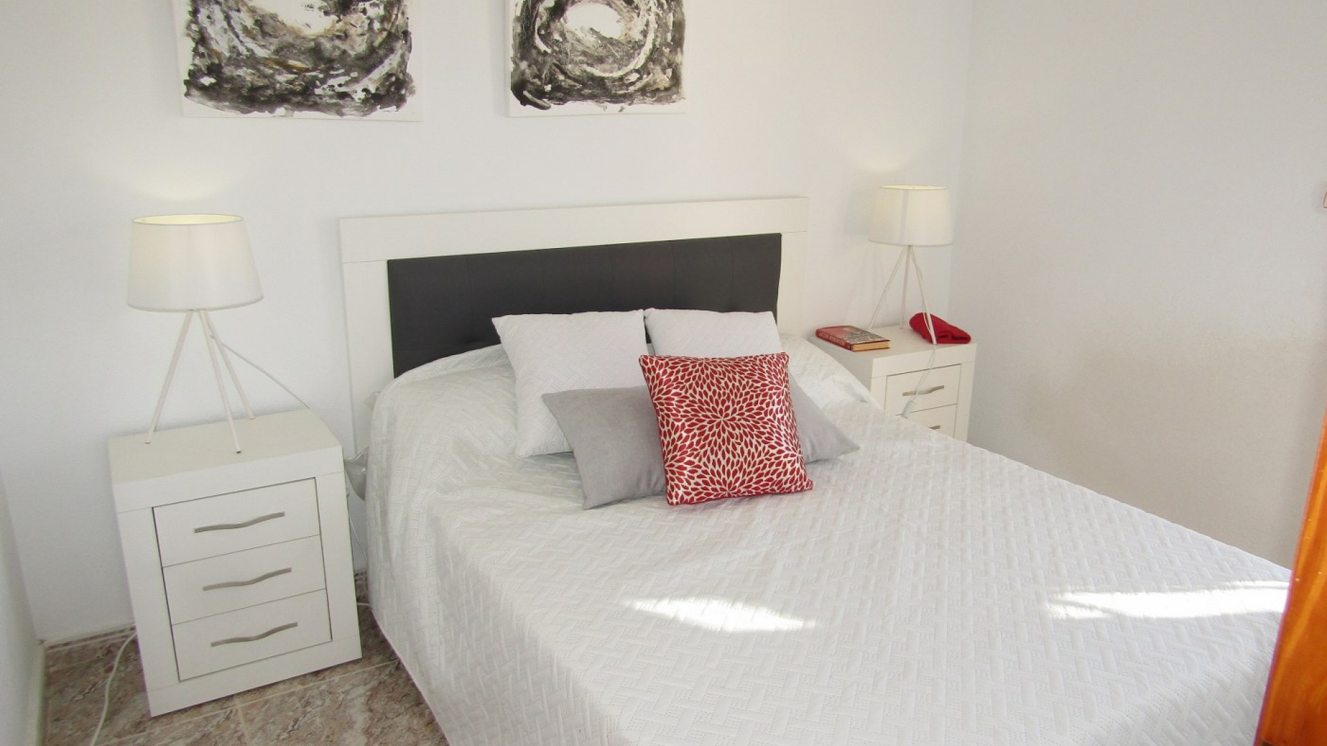 Resale - Townhouse - Villamartin