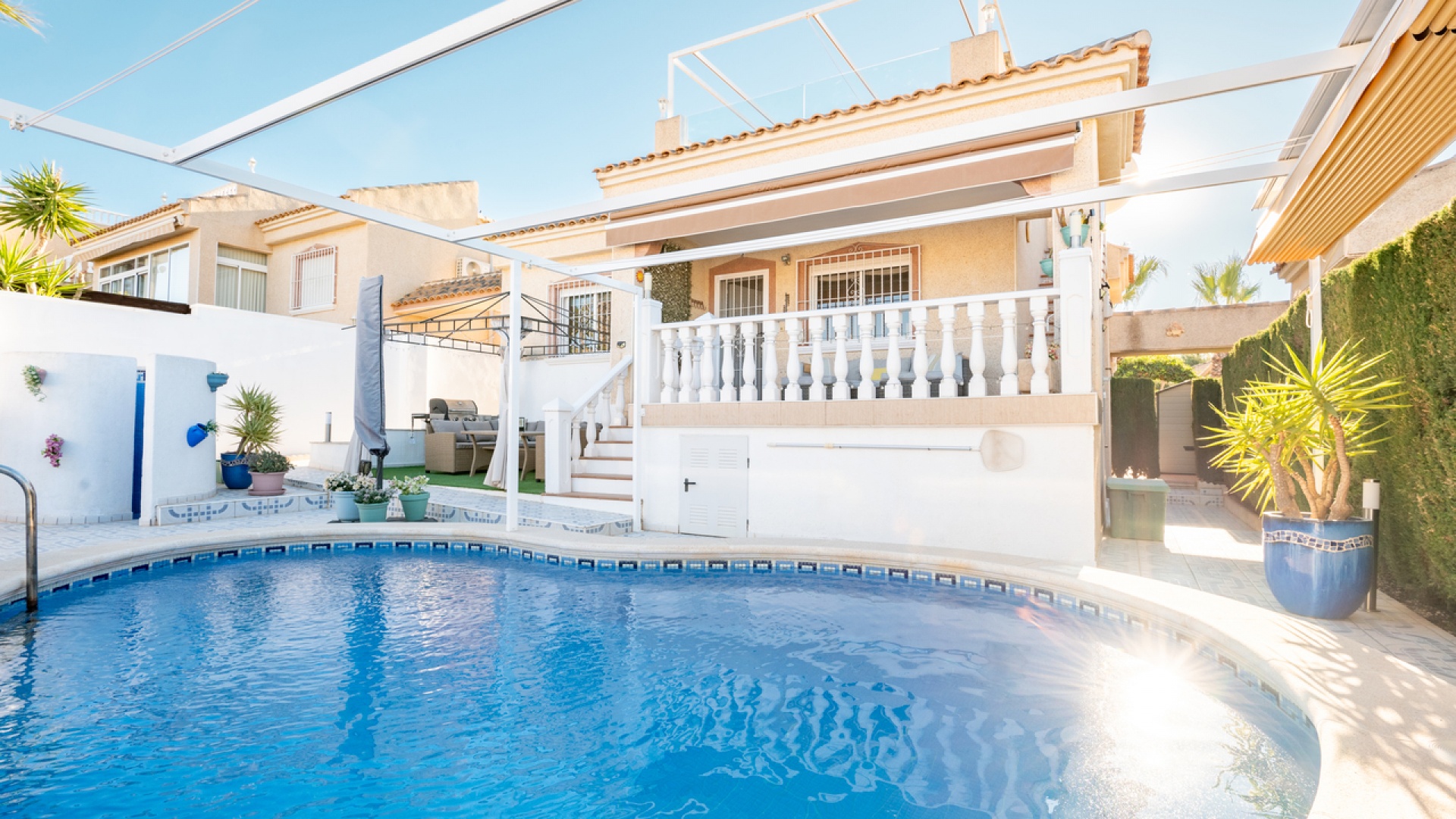 Resale - Villa - Algorfa