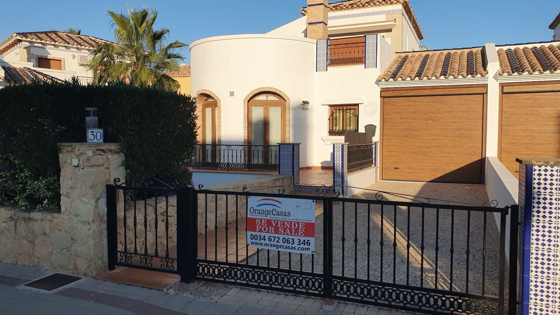 Resale - Villa - Algorfa