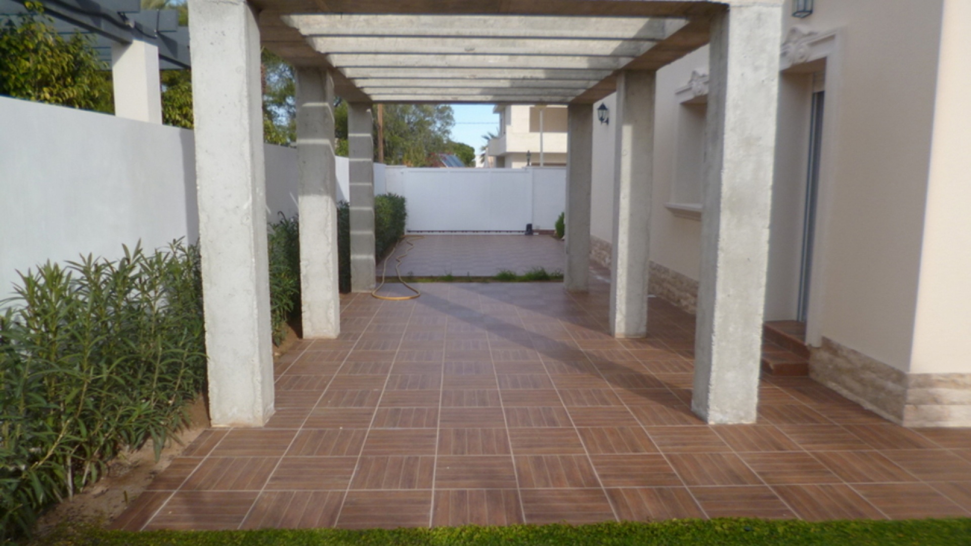 Resale - Villa - Cabo Roig