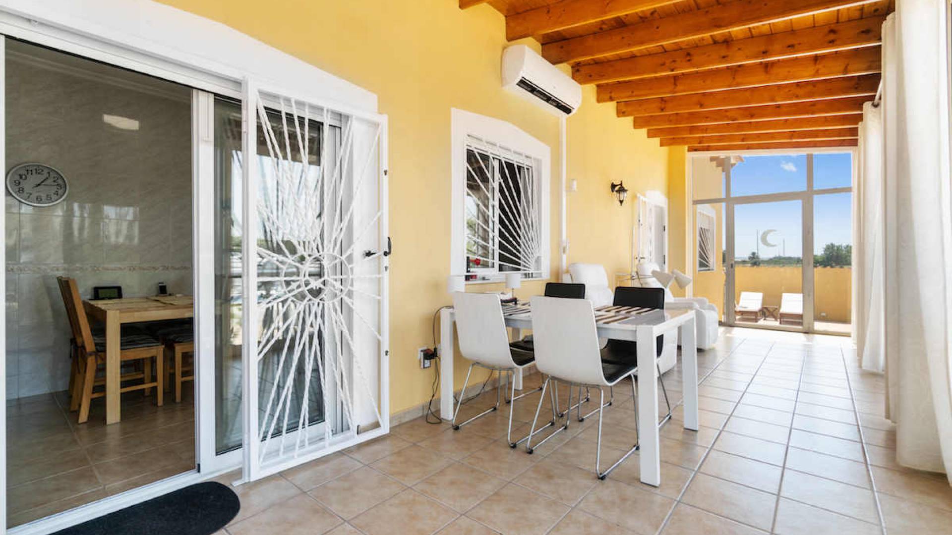 Resale - Villa - Dolores