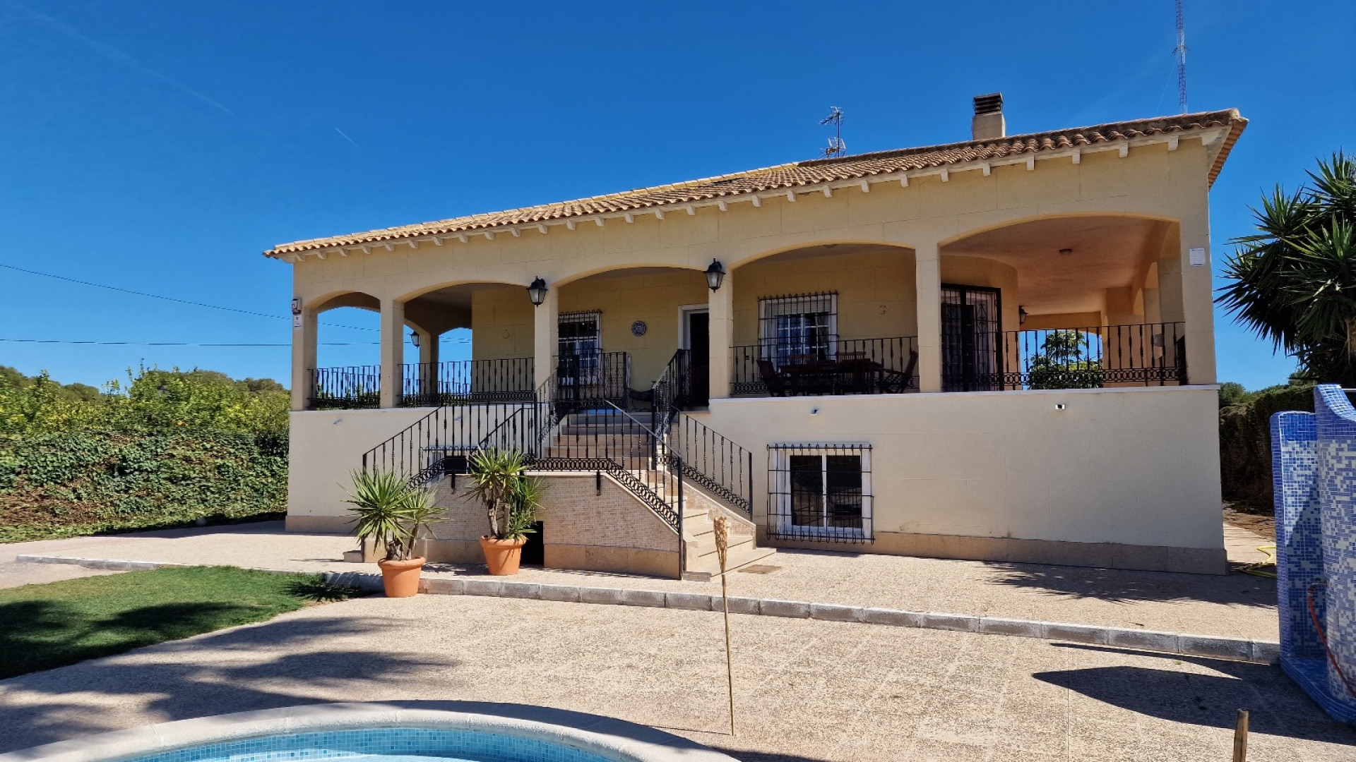 Resale - Villa - Guardamar del Segura