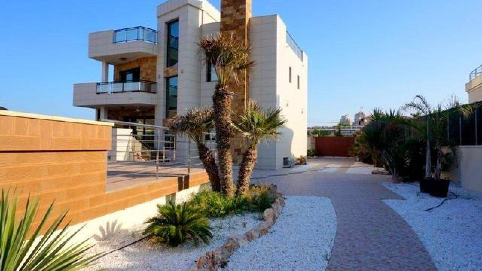 Resale - Villa - La Mata - molino blanco