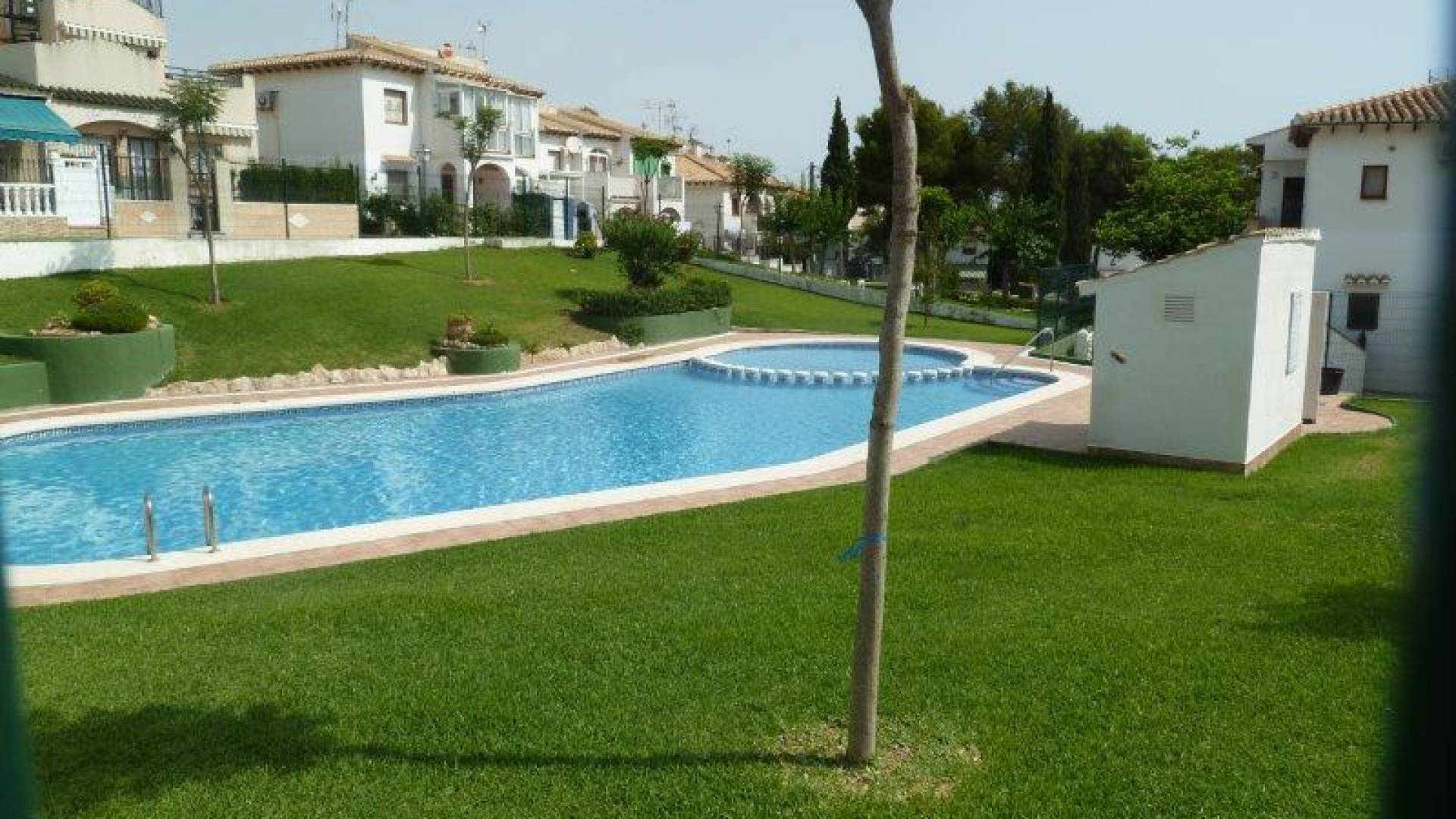 Resale - Villa - Los Balcones - lago jardin