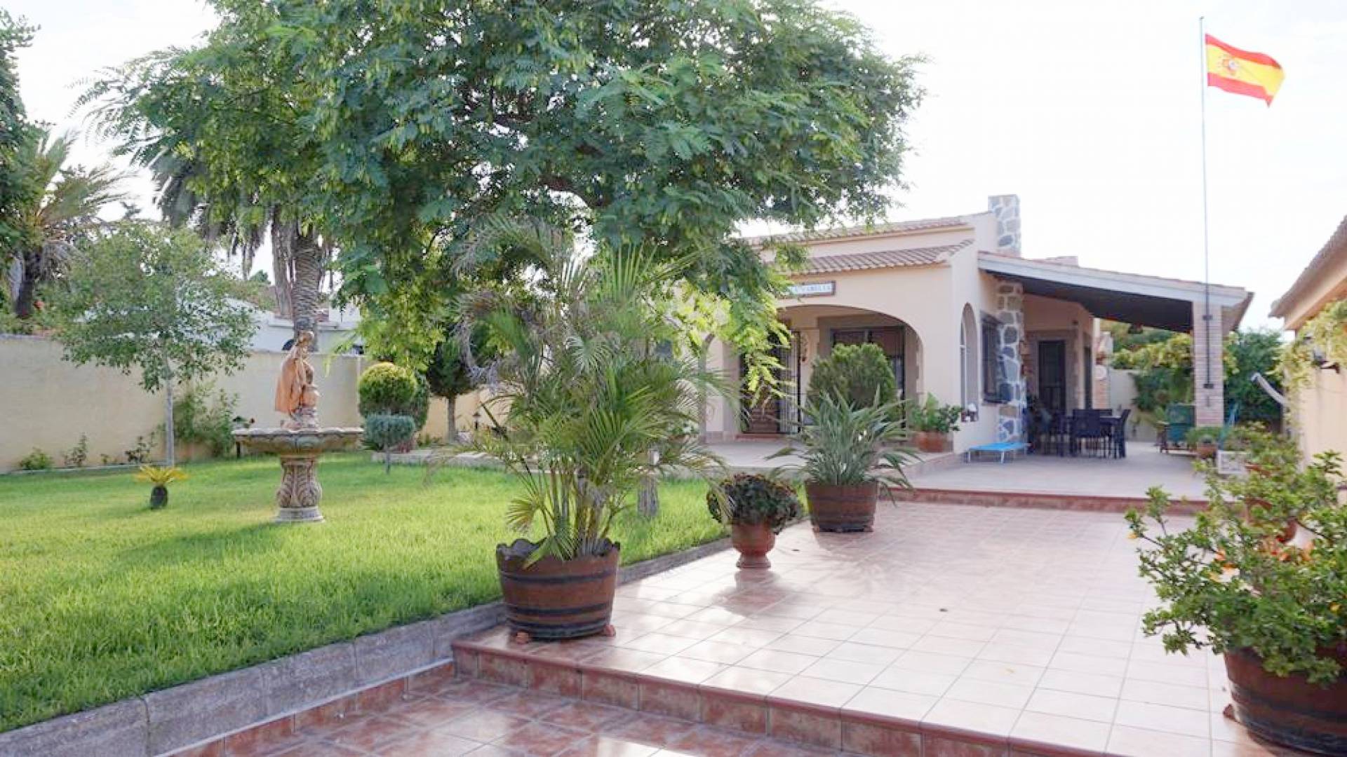 Resale - Villa - Los Balcones