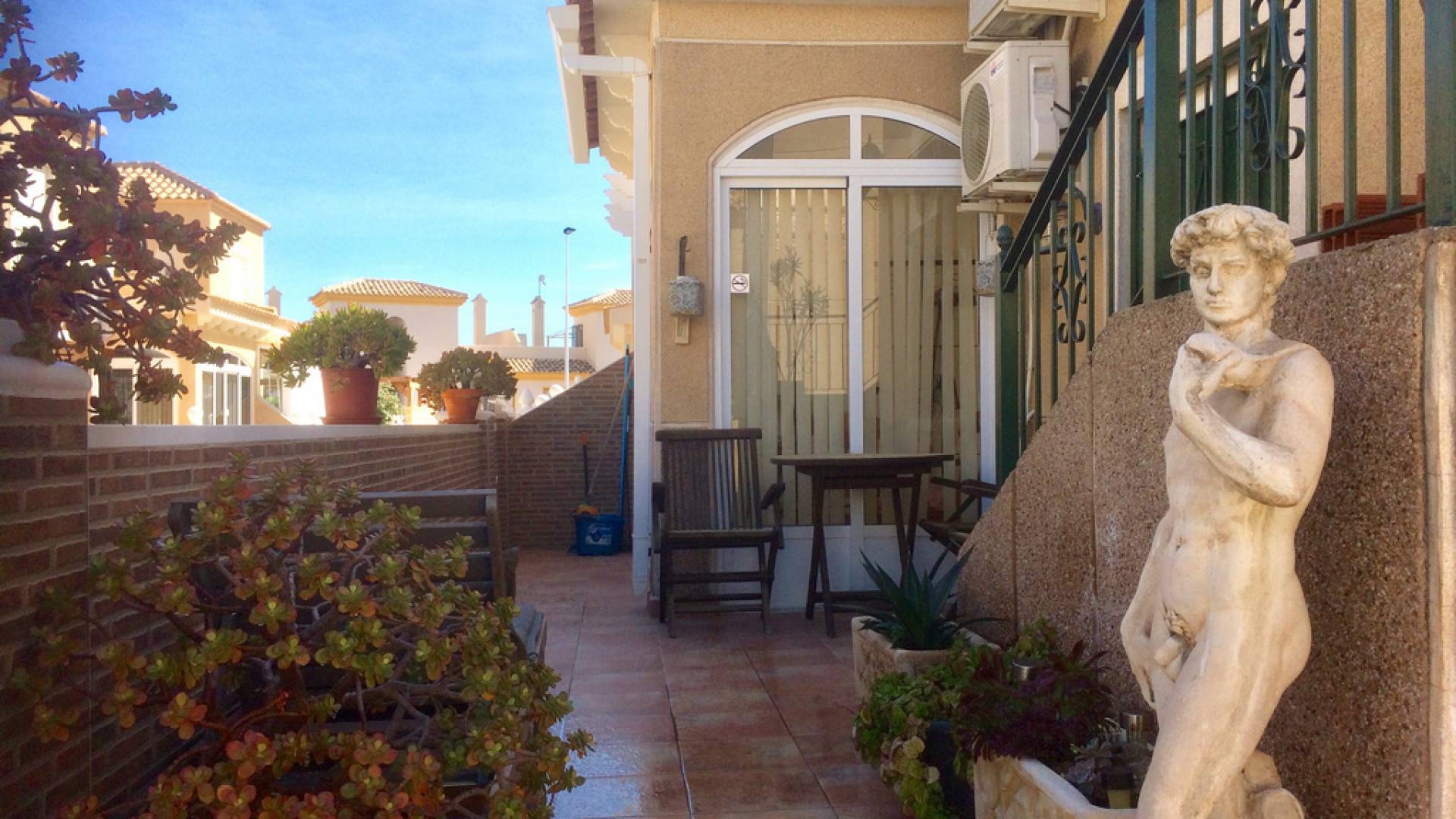 Resale - Villa - Los Balcones