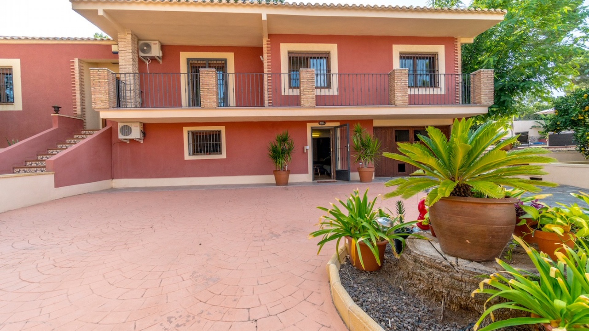 Resale - Villa - Los Balcones