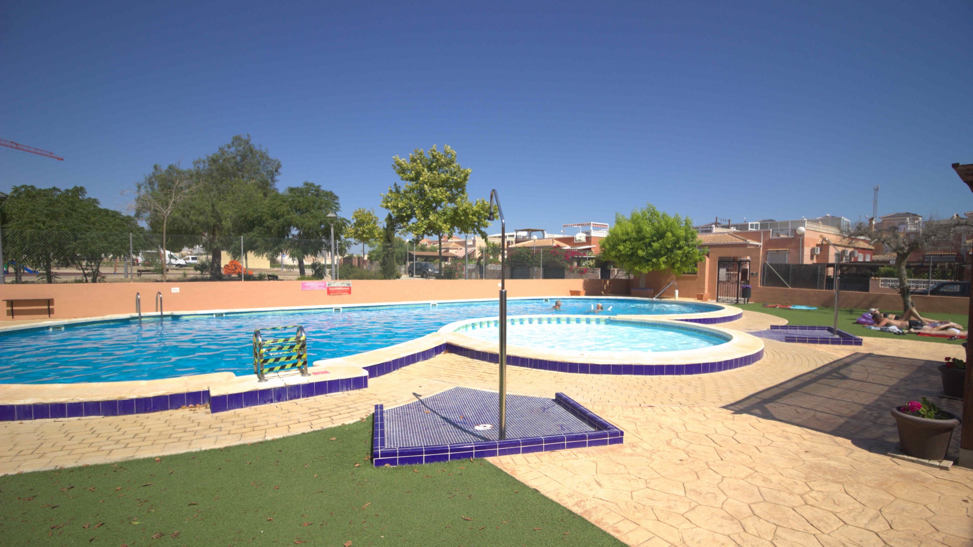 Resale - Villa - Los Montesinos - La Herrada