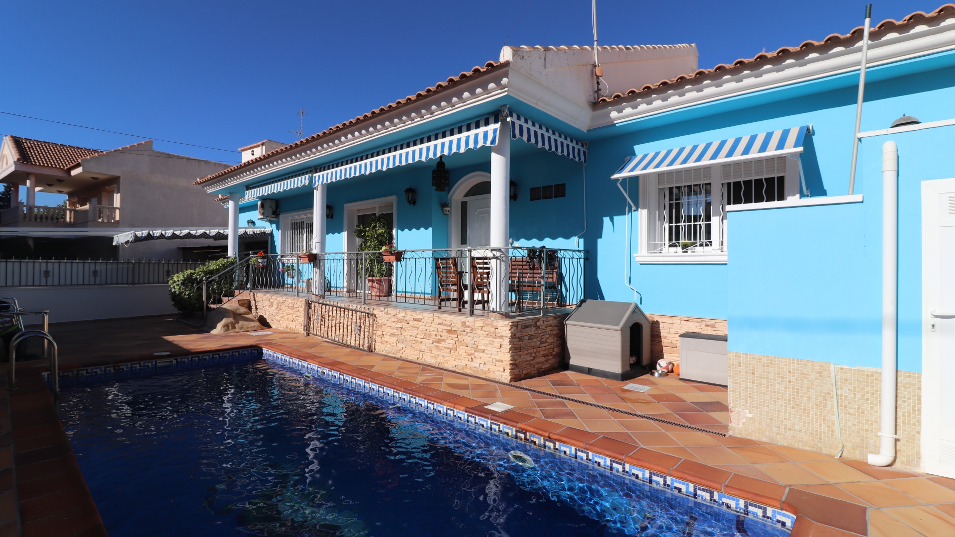 Resale - Villa - Los Montesinos