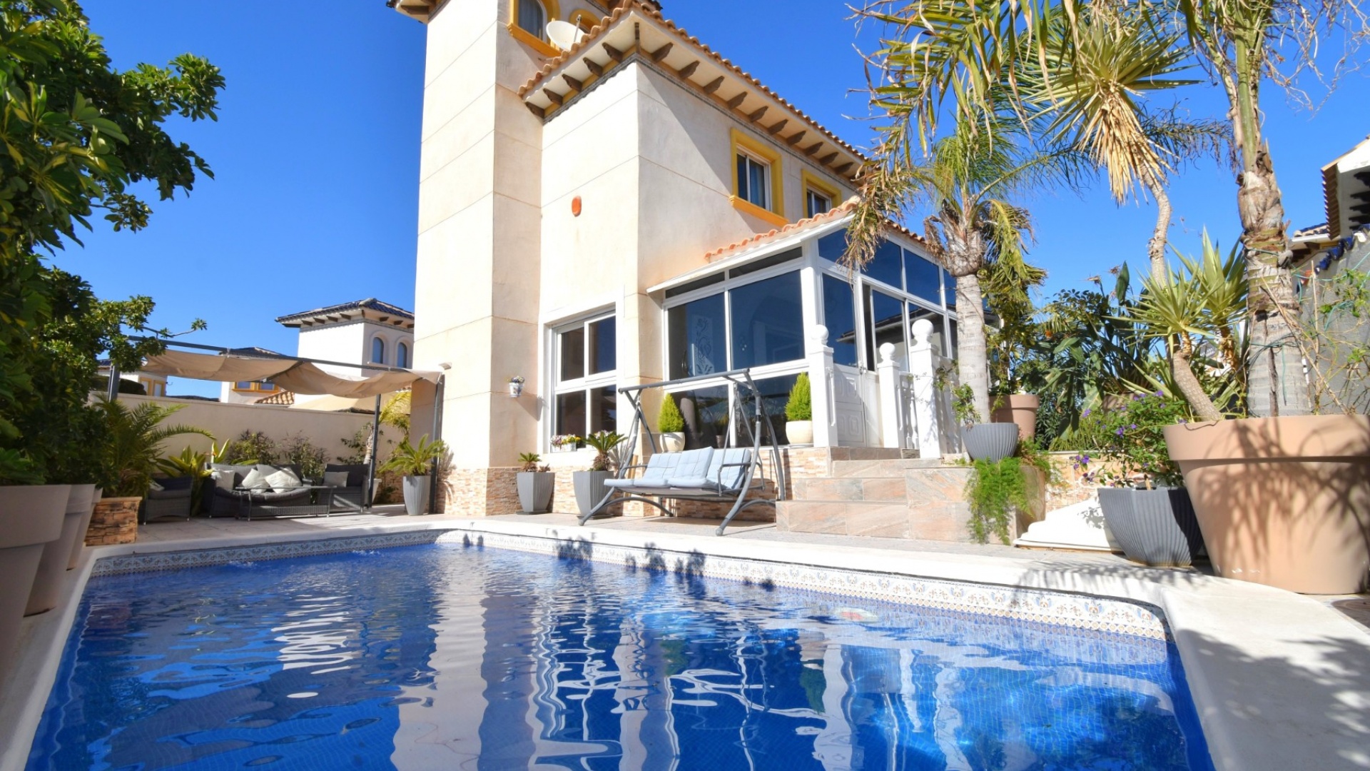 Resale - Villa - Orihuela Costa - Playa Flamenca