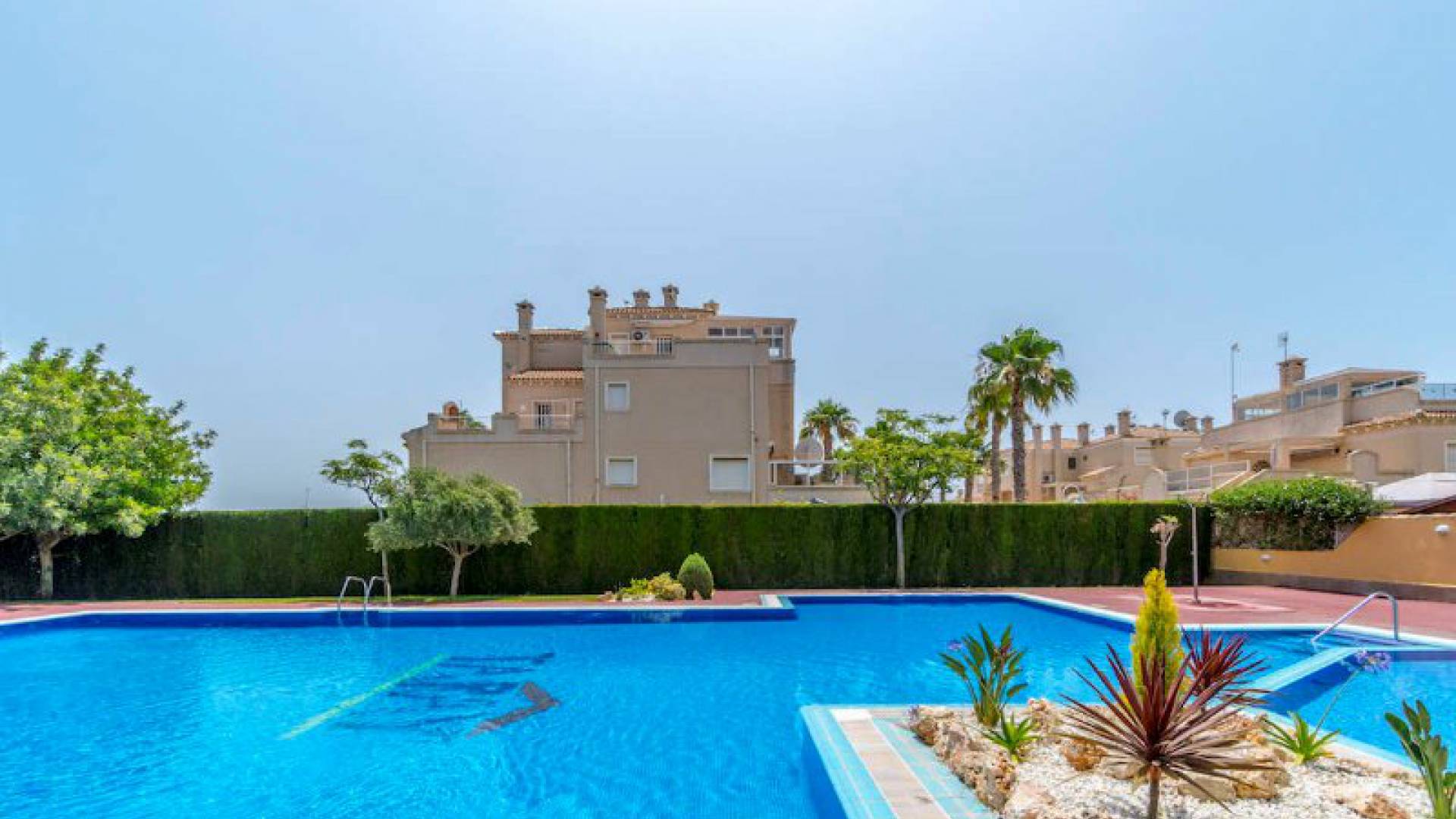 Resale - Villa - Playa Flamenca - avalon