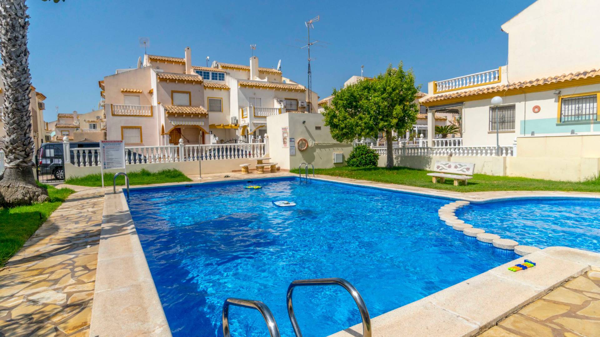 Resale - Villa - Playa Flamenca - perla del mar