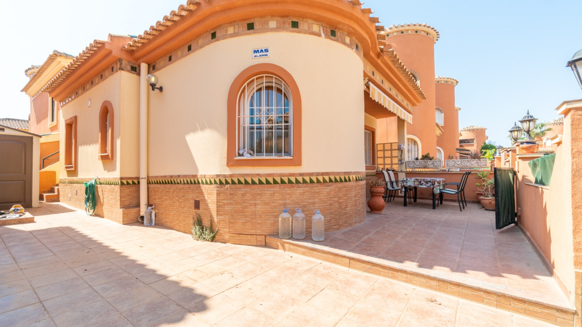 Resale - Villa - Playa Flamenca - villas san luis