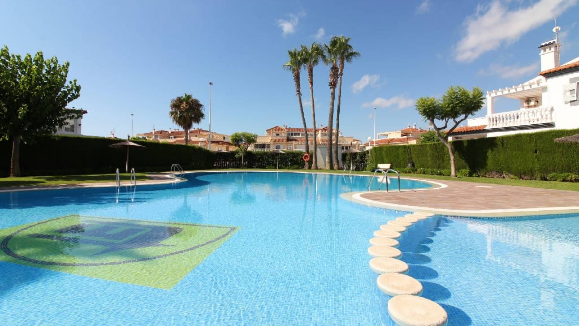 Resale - Villa - Playa Flamenca - zeniamar