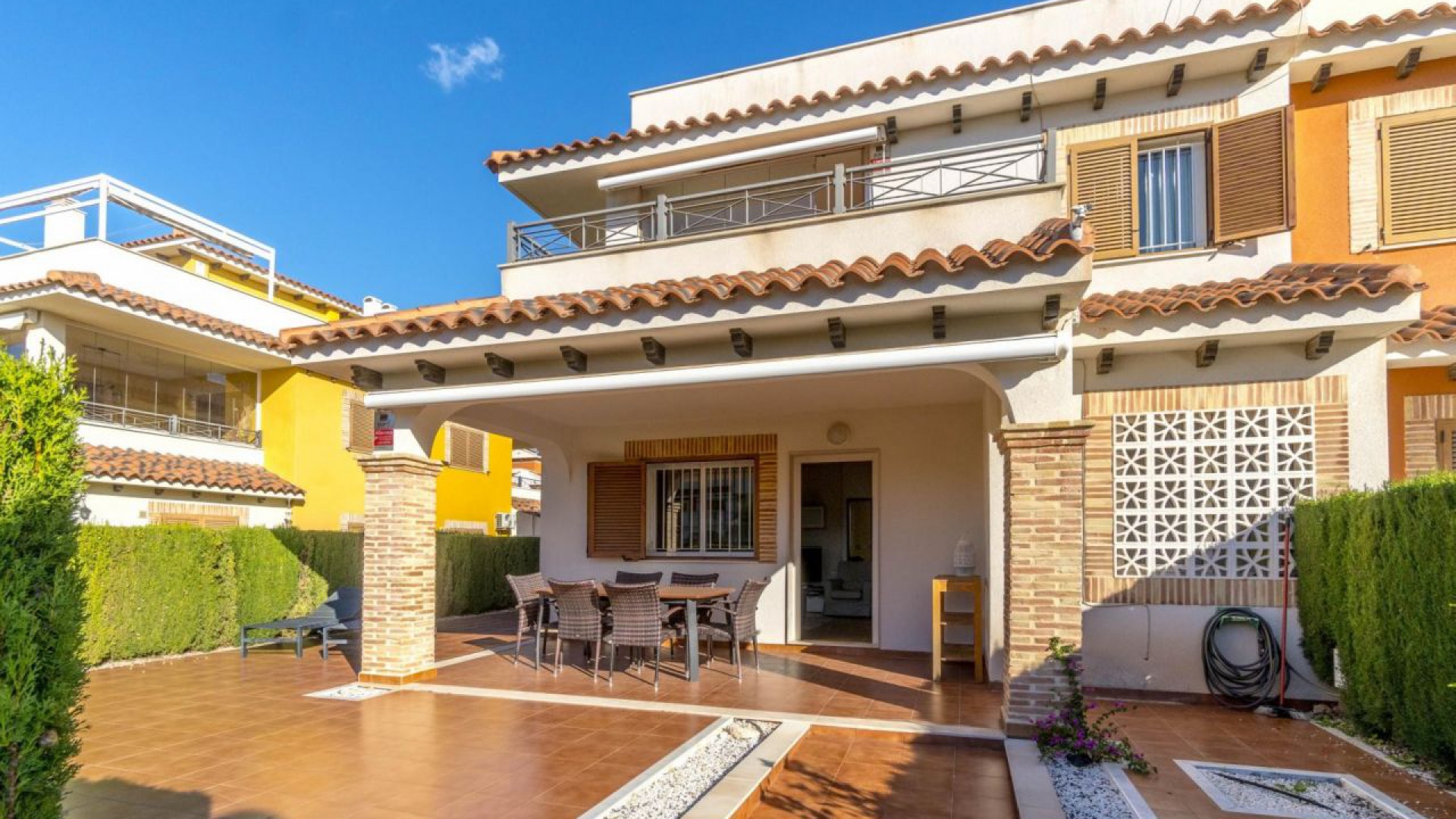 Resale - Villa - Playa Flamenca - zeniamar