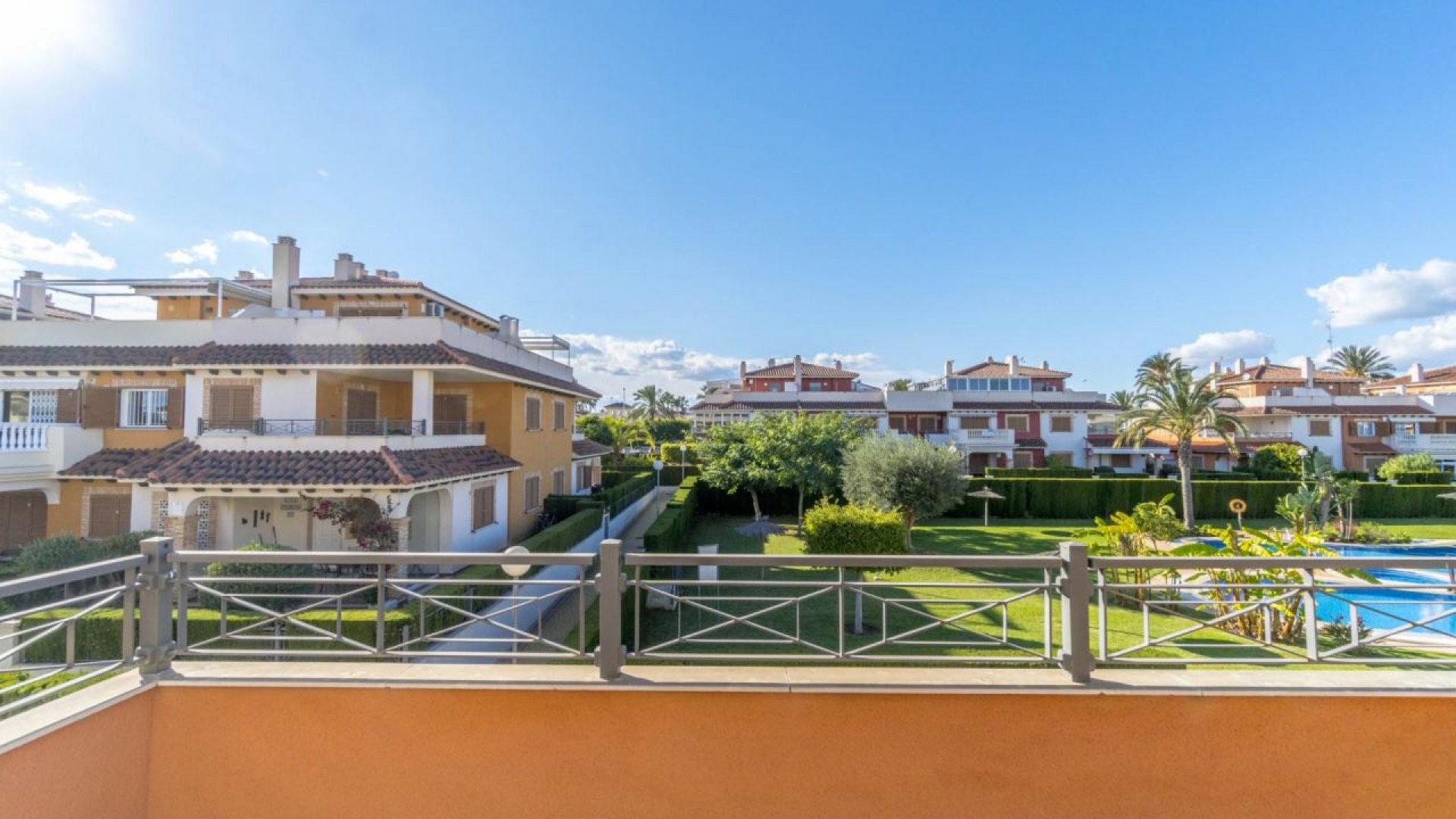 Resale - Villa - Playa Flamenca - zeniamar