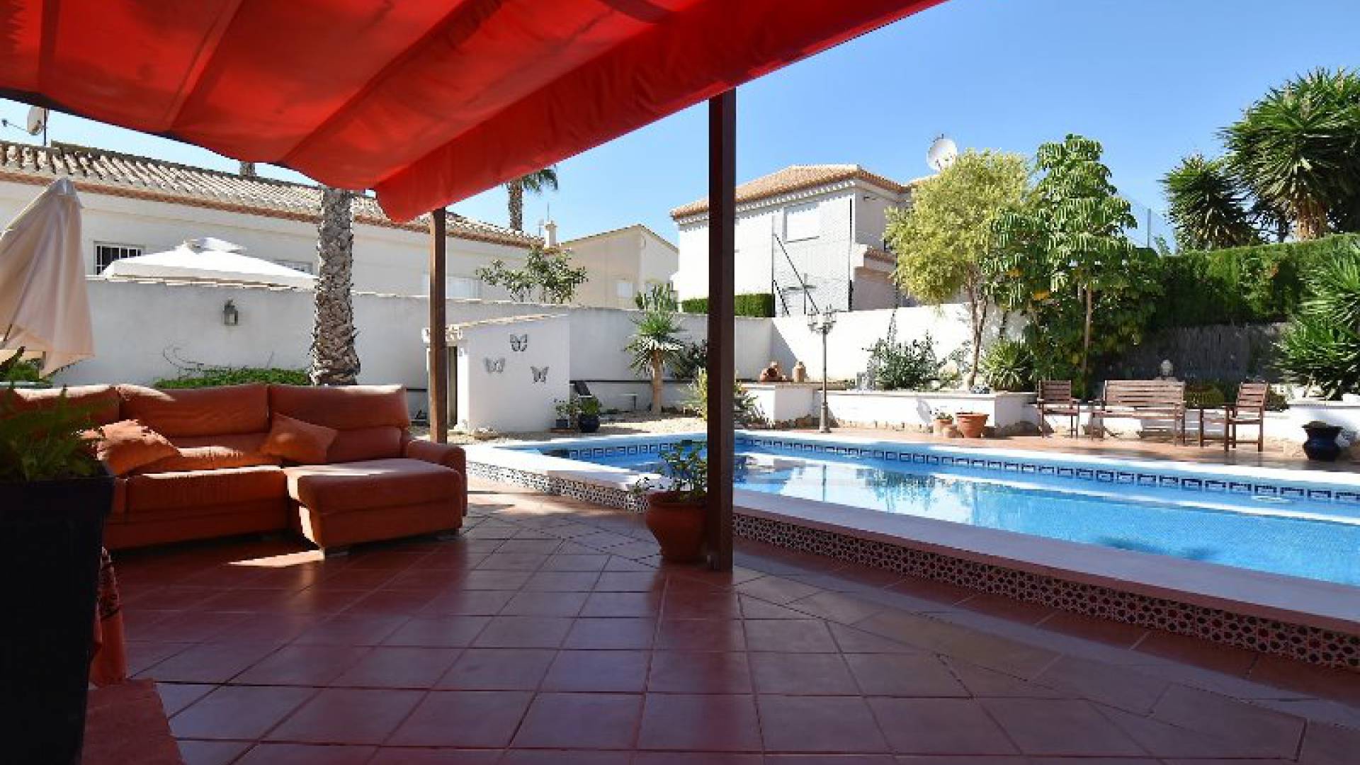 Resale - Villa - Playa Flamenca