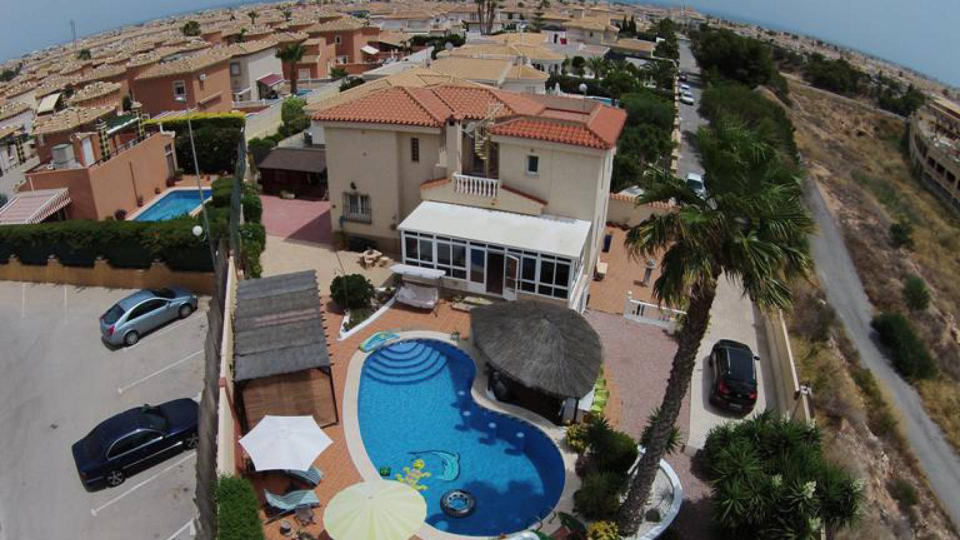 Resale - Villa - Playa Flamenca