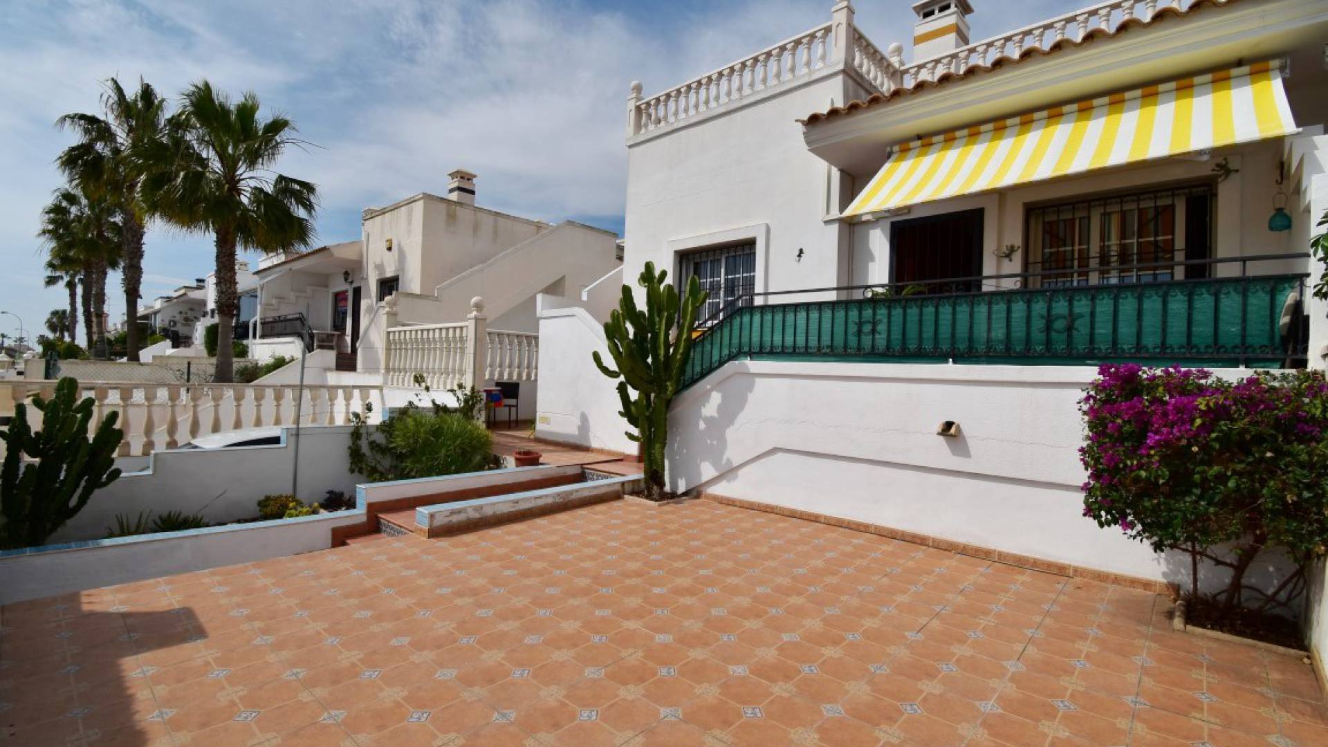 Resale - Villa - Playa Flamenca