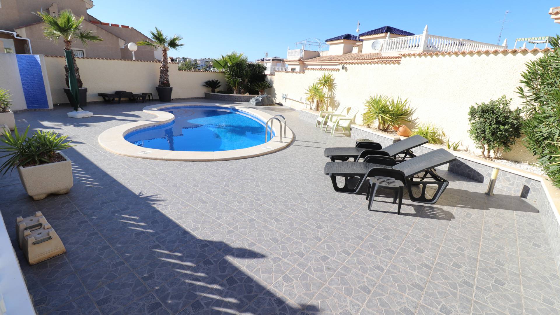 Resale - Villa - Rojales