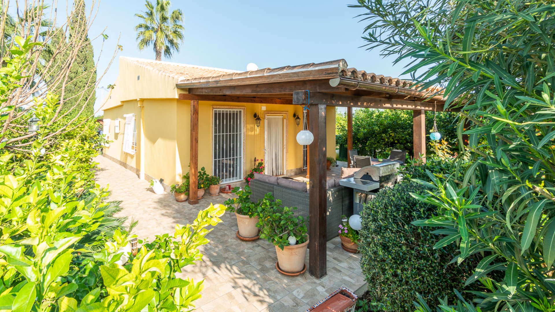 Resale - Villa - San Miguel de Salinas