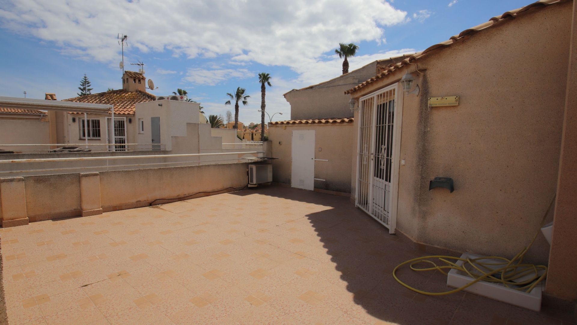 Resale - Villa - Torrevieja - res aquapark