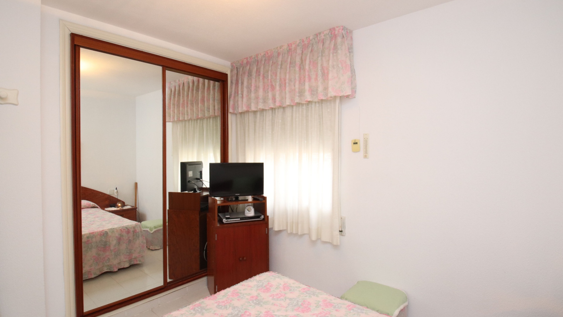 Resale - Villa - Torrevieja - res aquapark