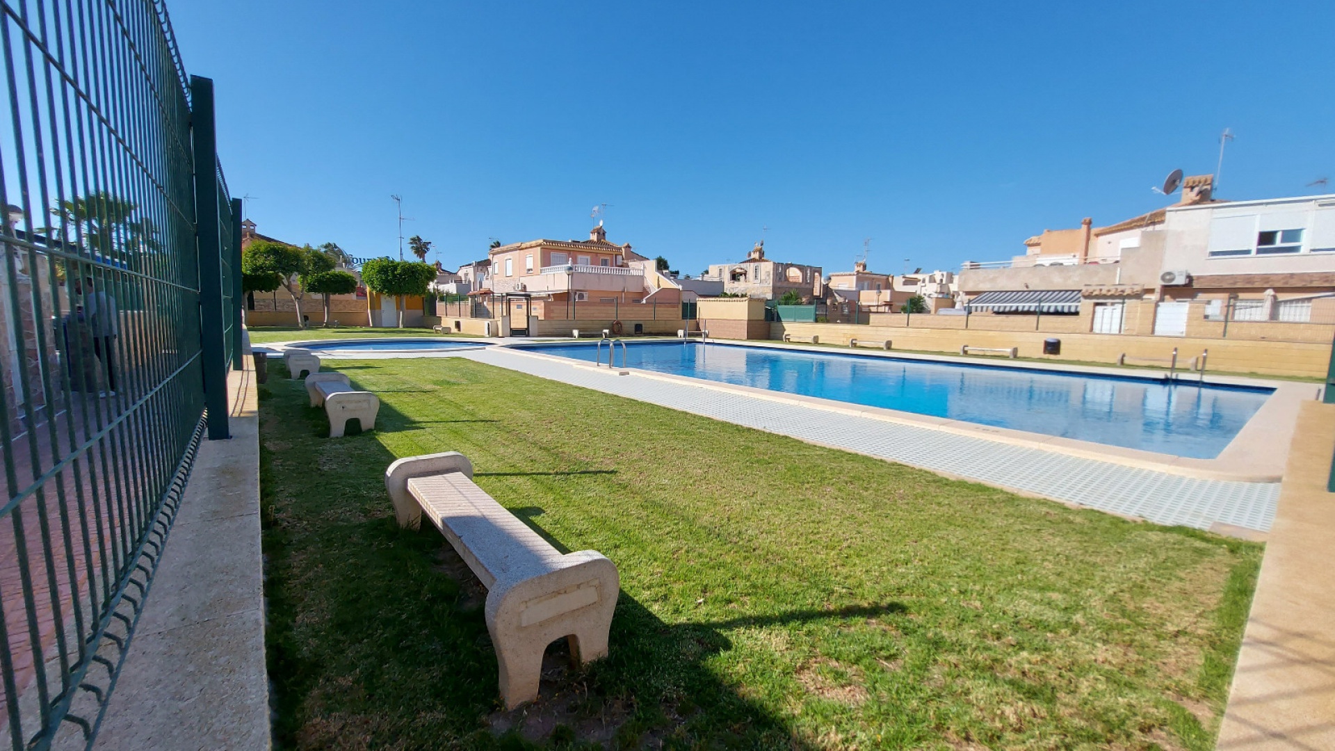 Resale - Villa - Torrevieja - res aquapark