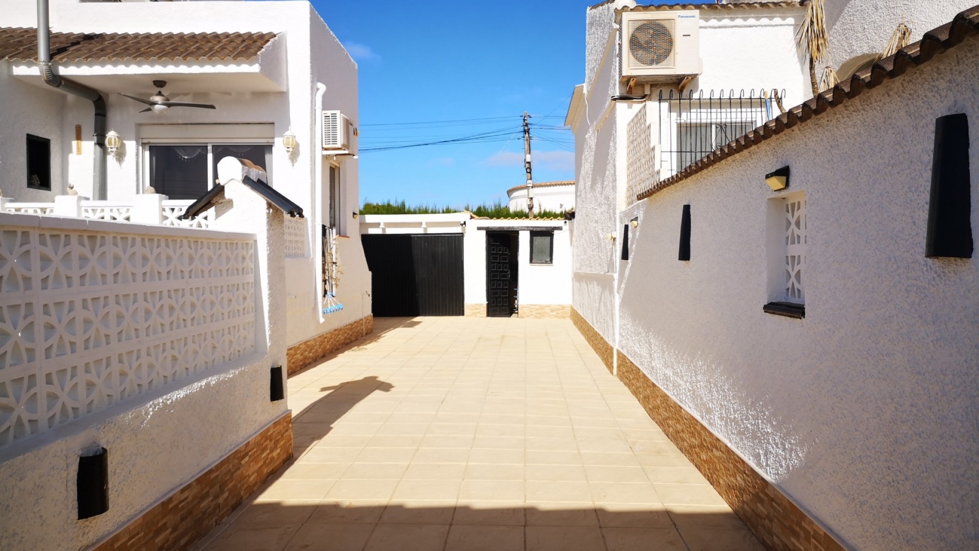 Resale - Villa - Torrevieja - San Luis