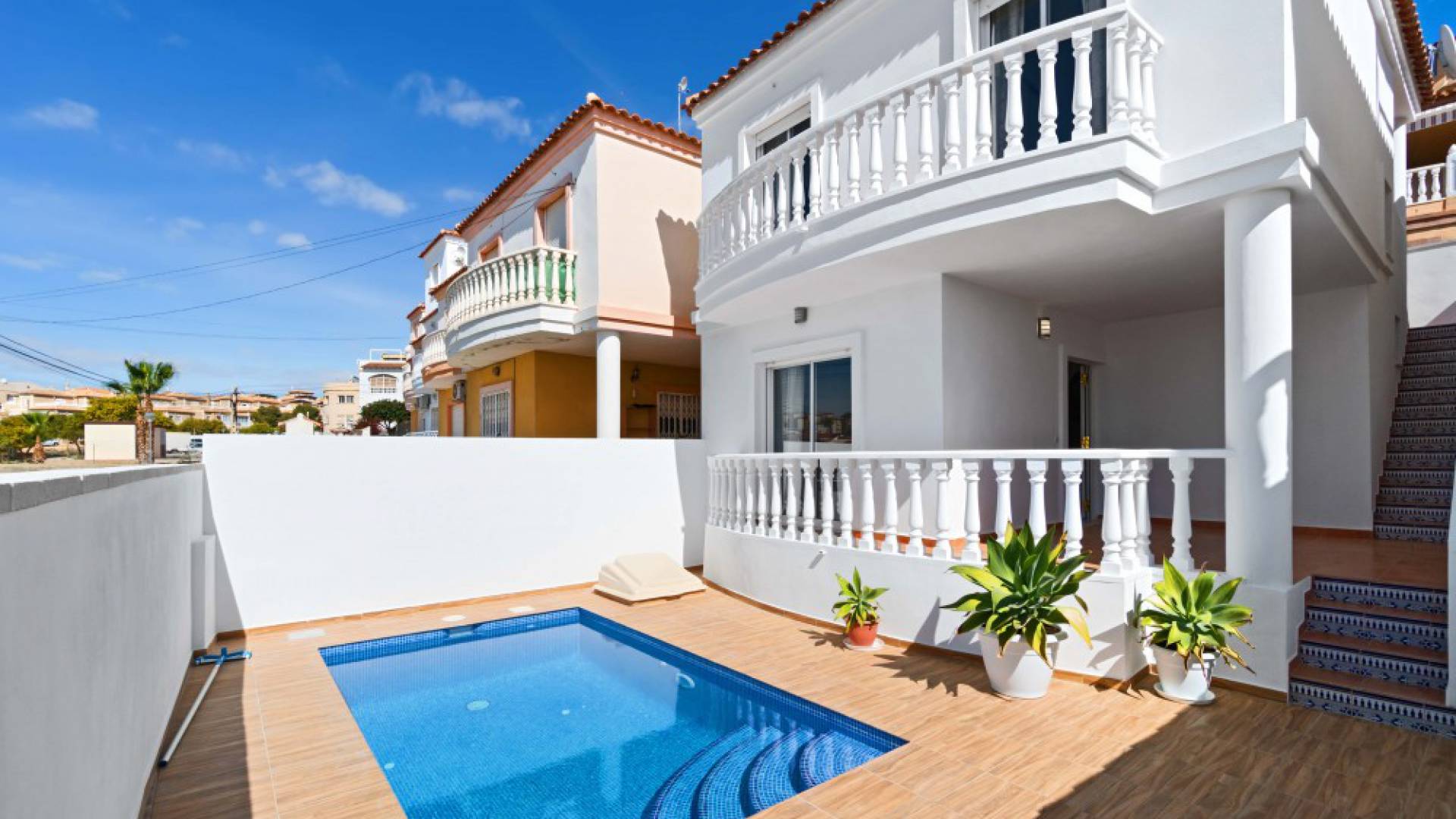 Resale - Villa - Villamartin - blue hills