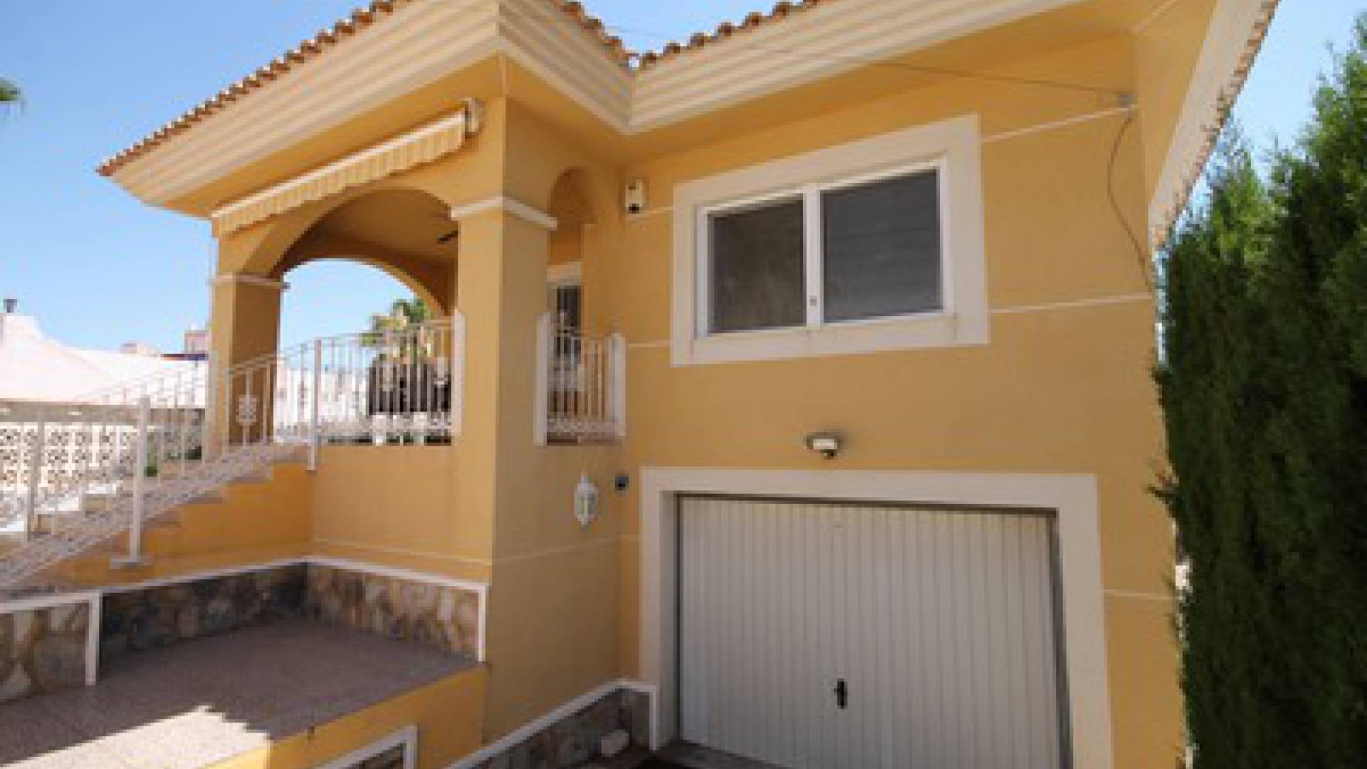 Resale - Villa - Villamartin - blue lagoon