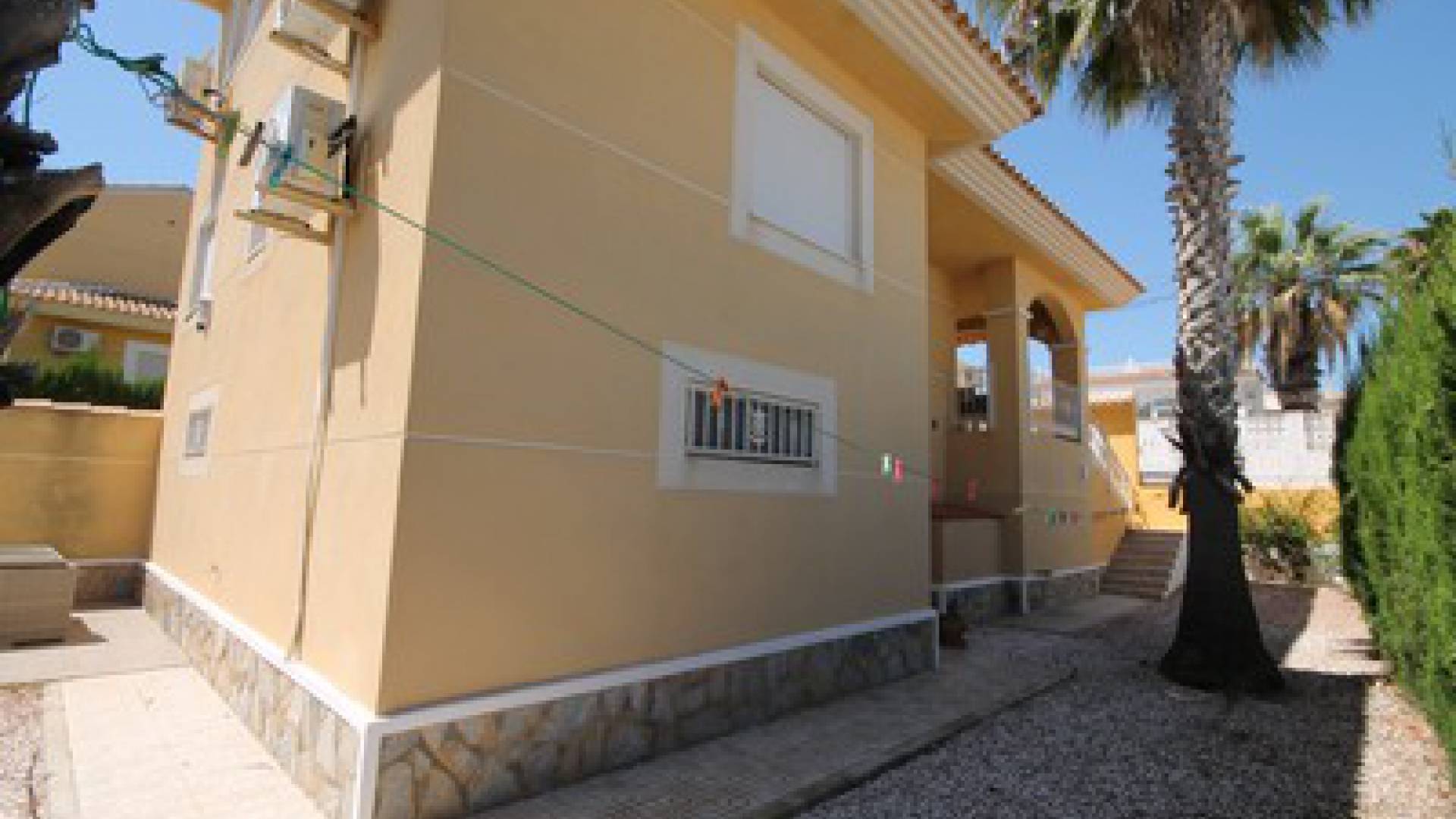 Resale - Villa - Villamartin - blue lagoon