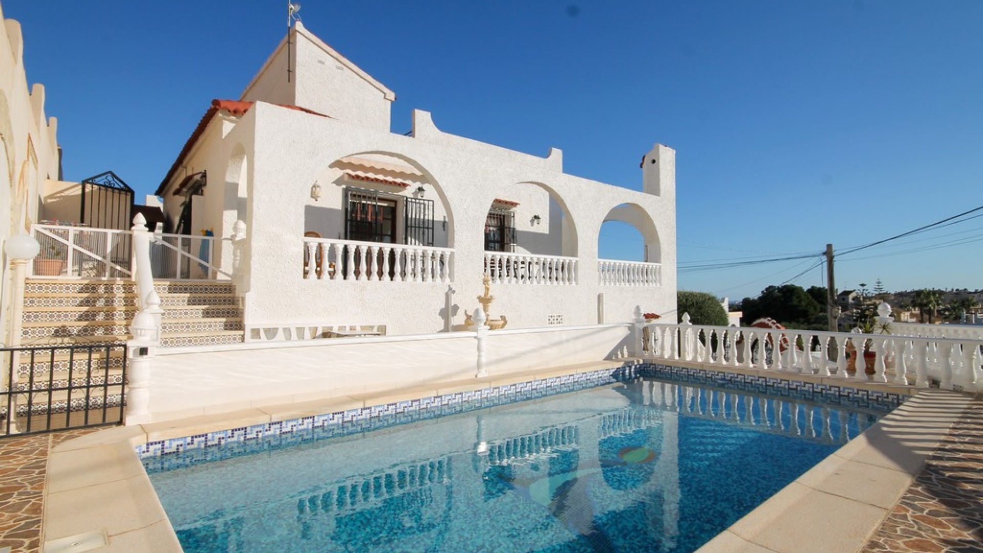 Resale - Villa - Villamartin - blue lagoon