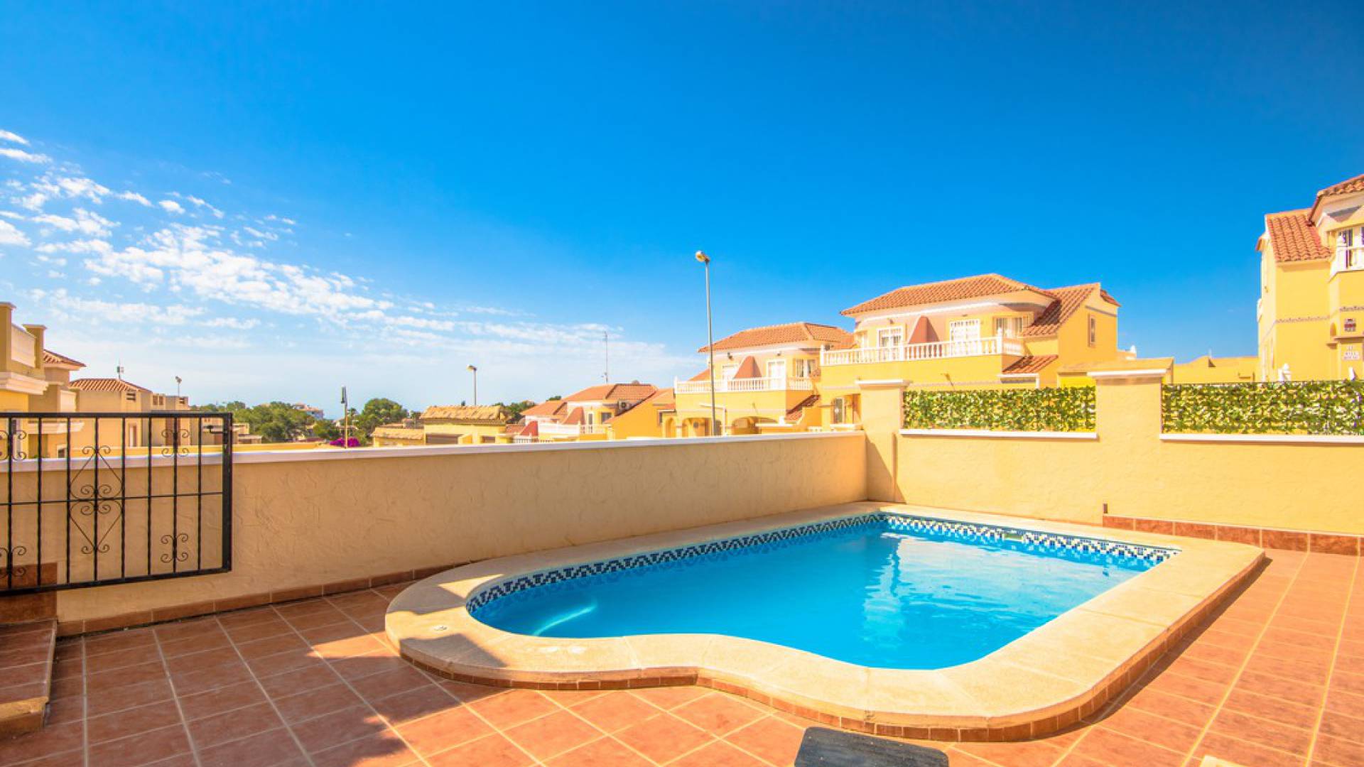 Resale - Villa - Villamartin - El Galan