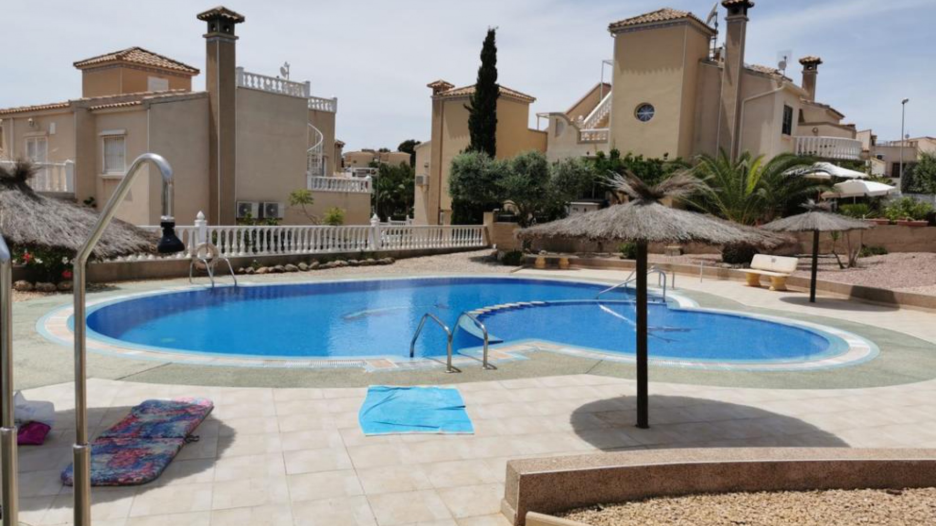 Resale - Villa - Villamartin - El Galan