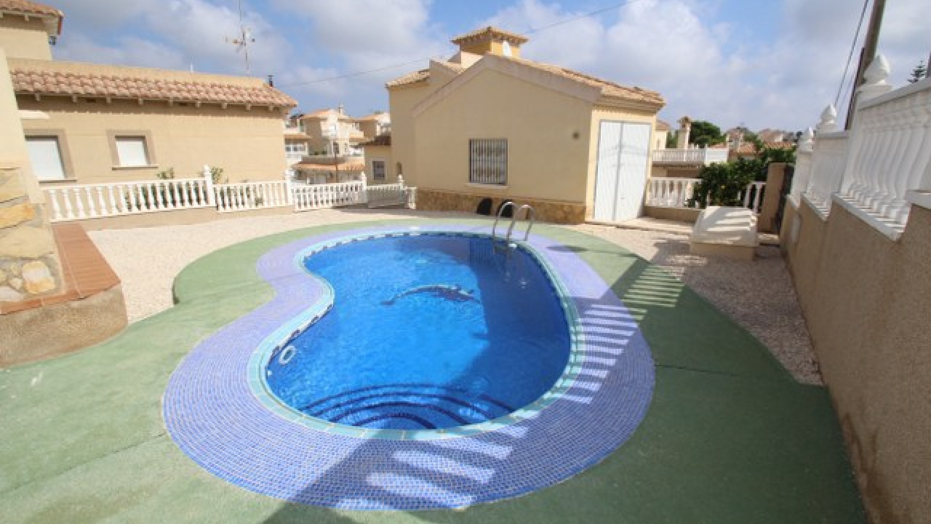 Resale - Villa - Villamartin - El Galan