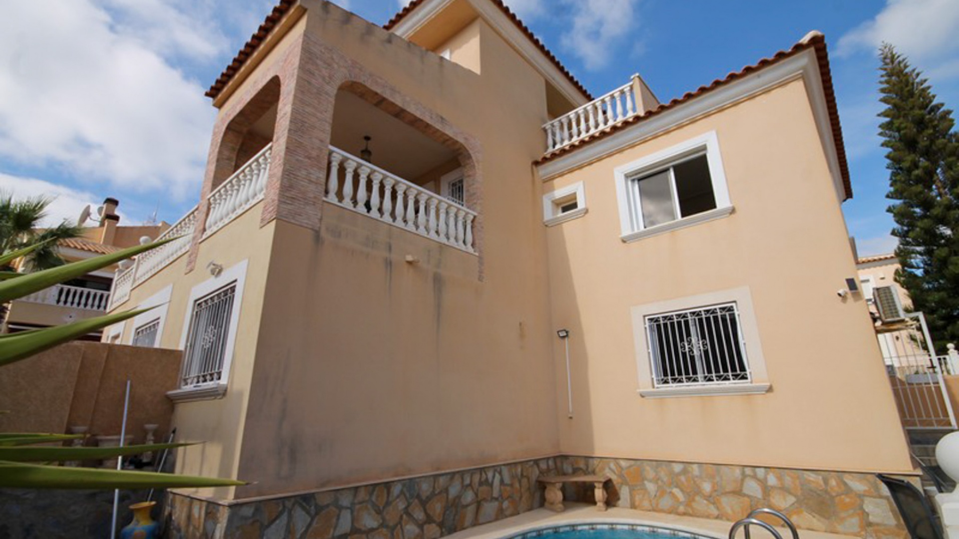 Resale - Villa - Villamartin - El Galan