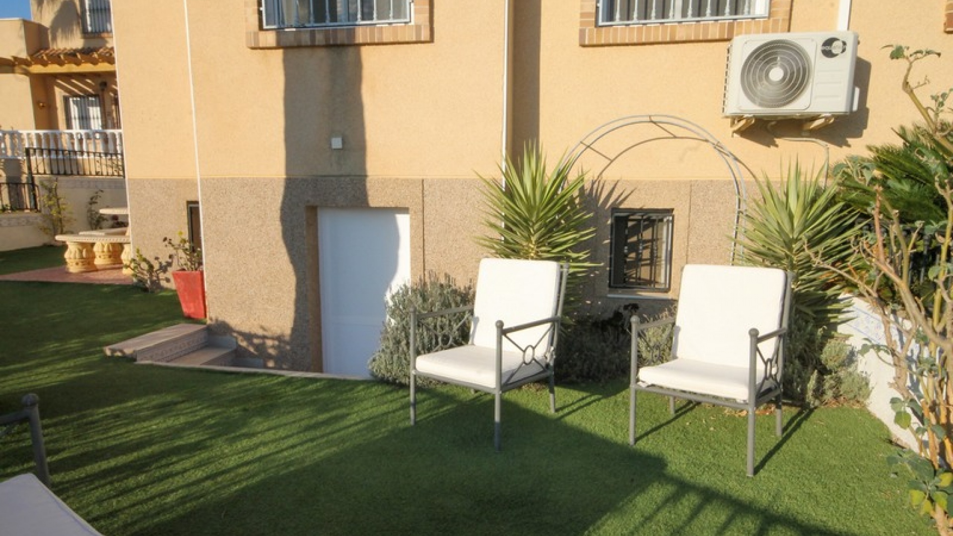 Resale - Villa - Villamartin - El Galan