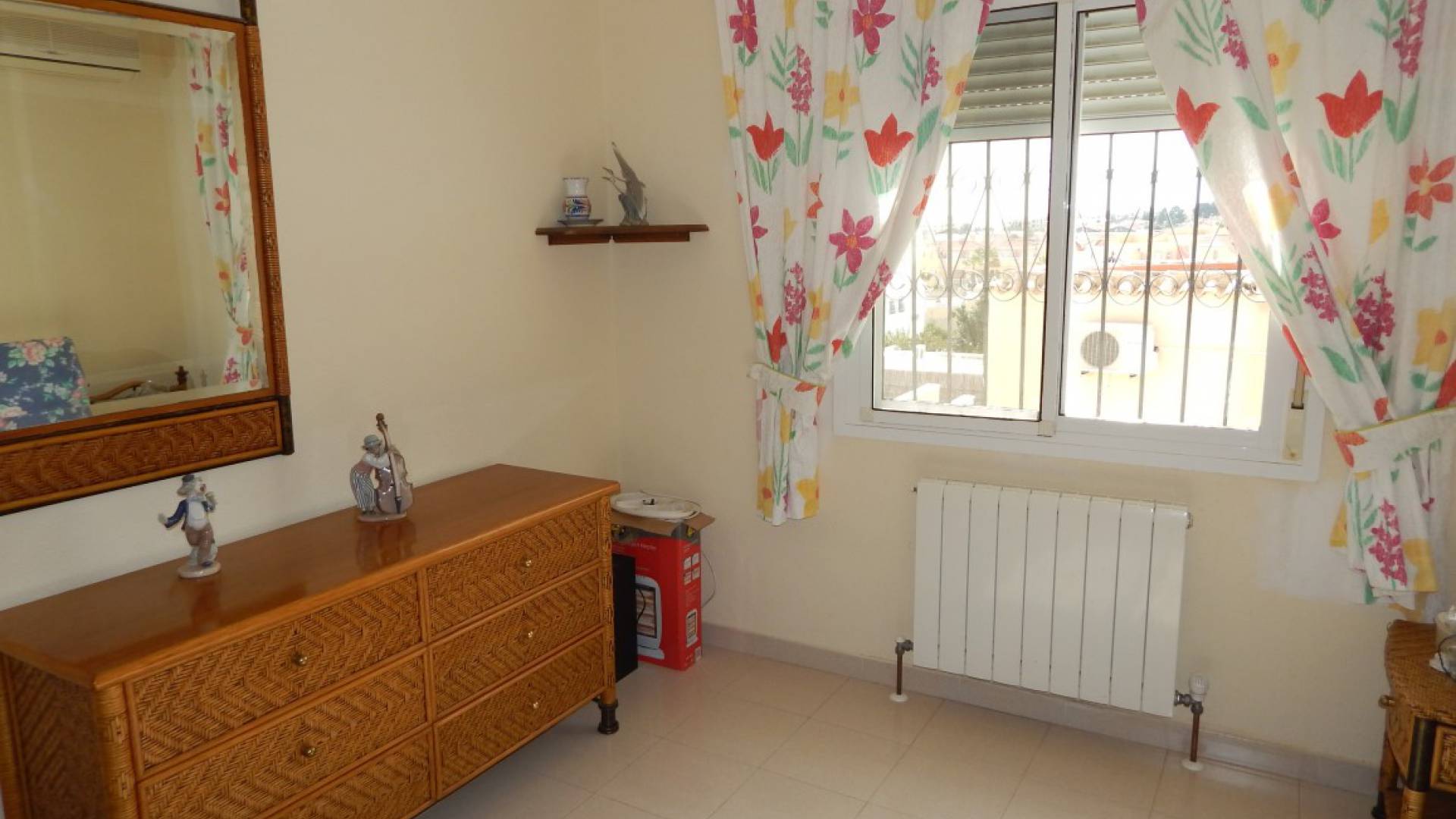 Resale - Villa - Villamartin - el presidente