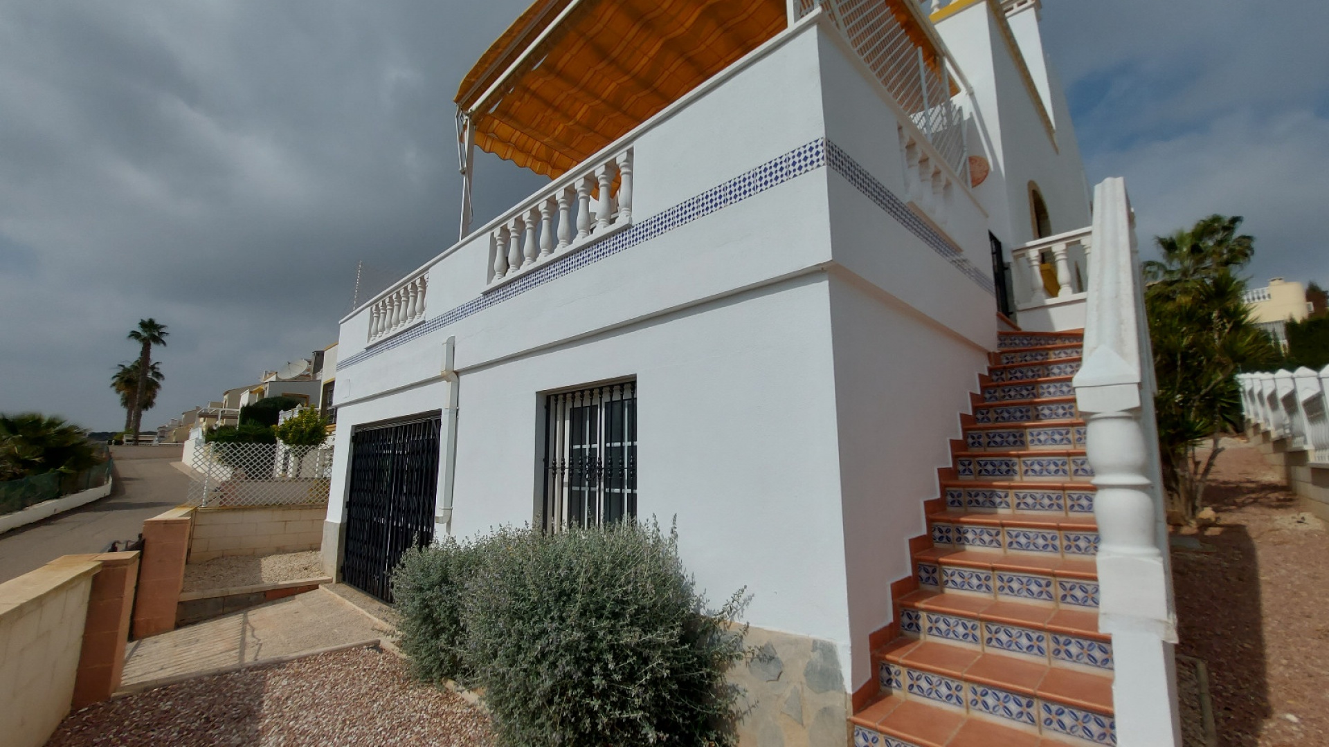 Resale - Villa - Villamartin - Los Dolses